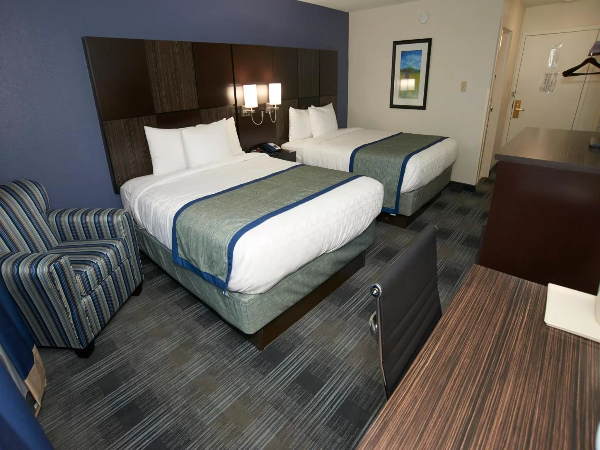 Photo of the whole room, Bed in Falmouth Inn