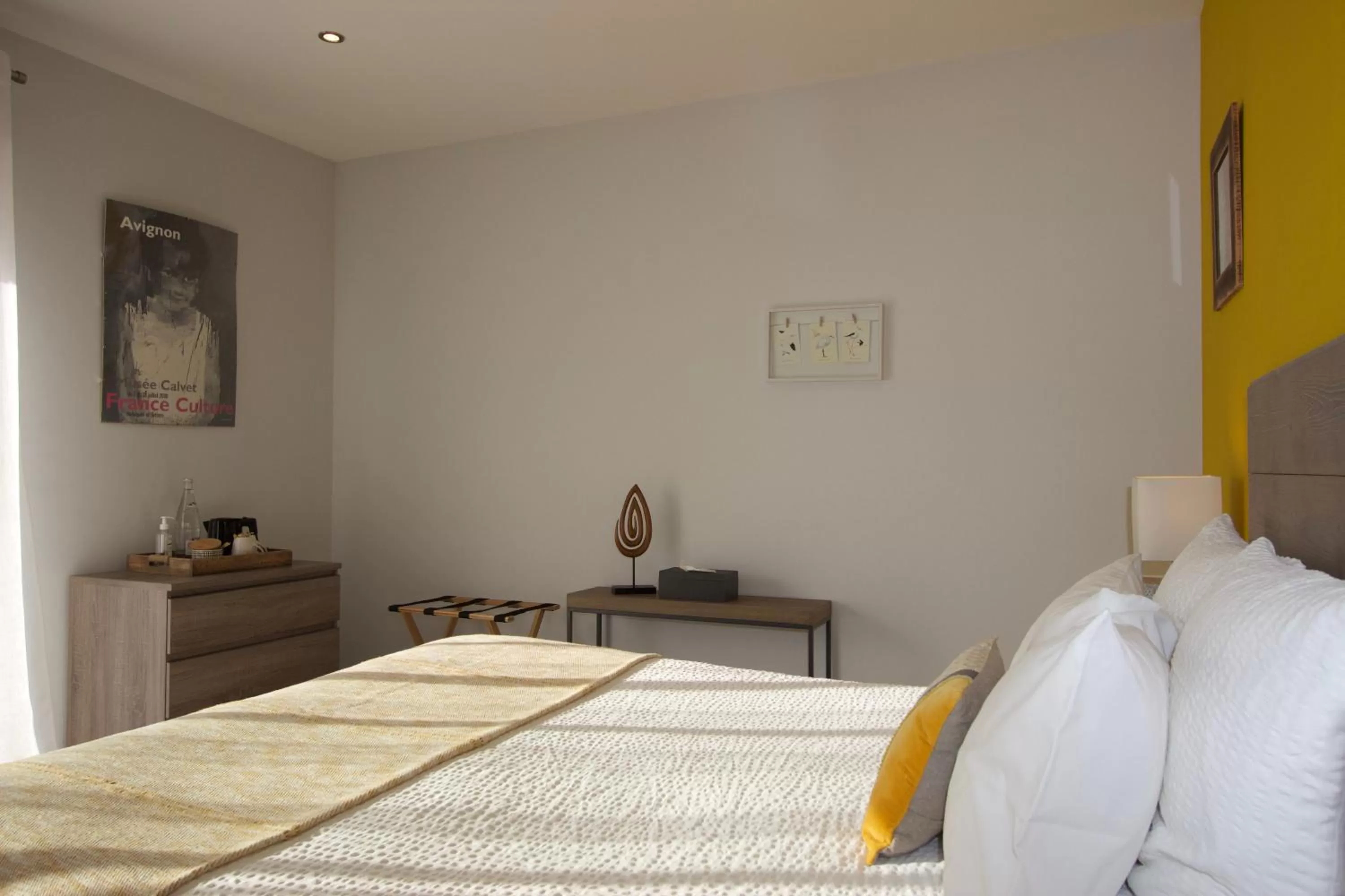 Photo of the whole room, Bed in La Charentine