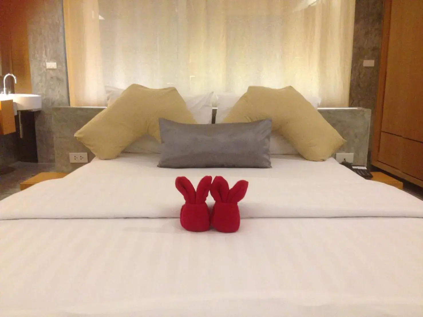 Decorative detail, Bed in The Now Hotel - SHA Extra Plus