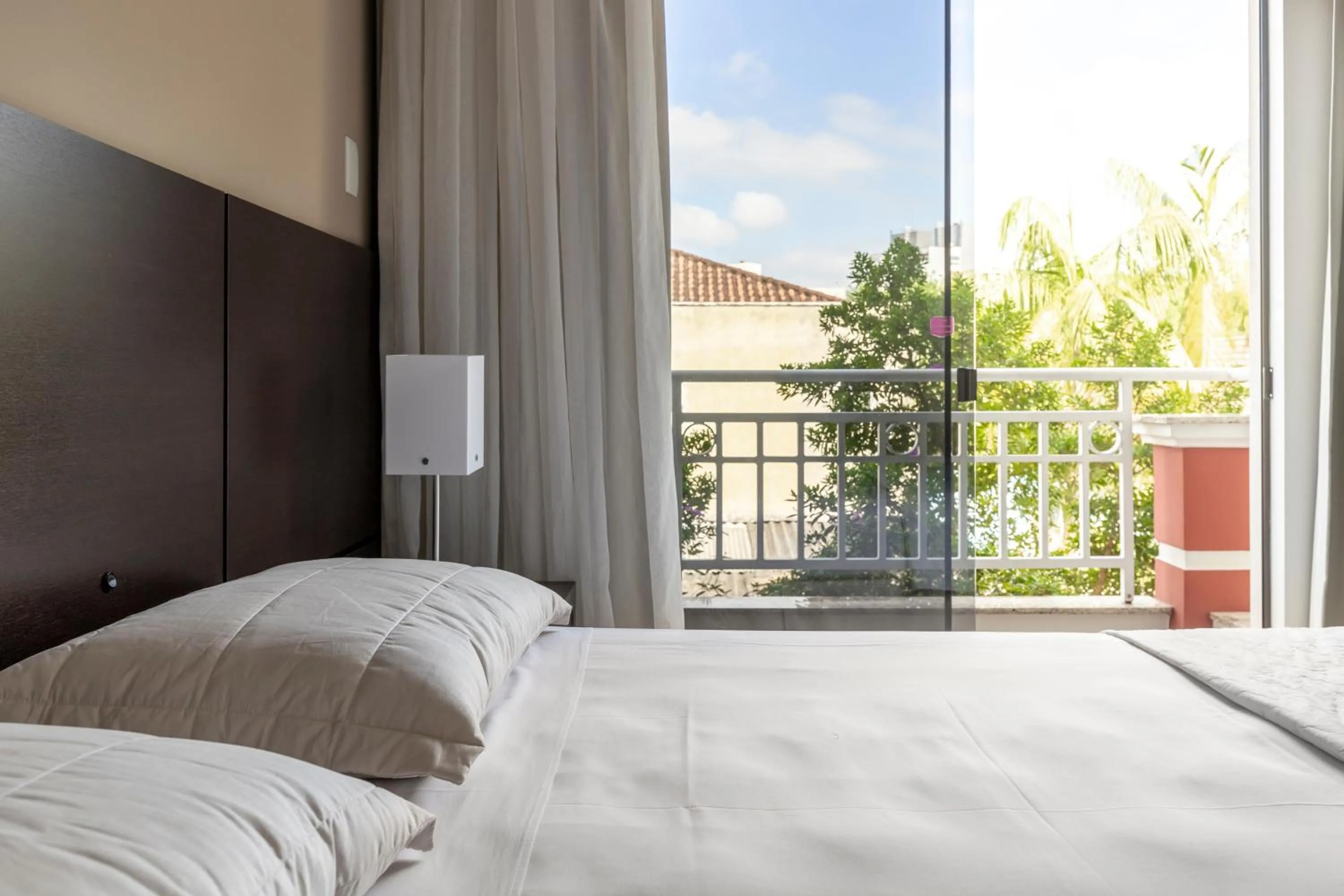 View (from property/room), Bed in Hotel Plaza Norte