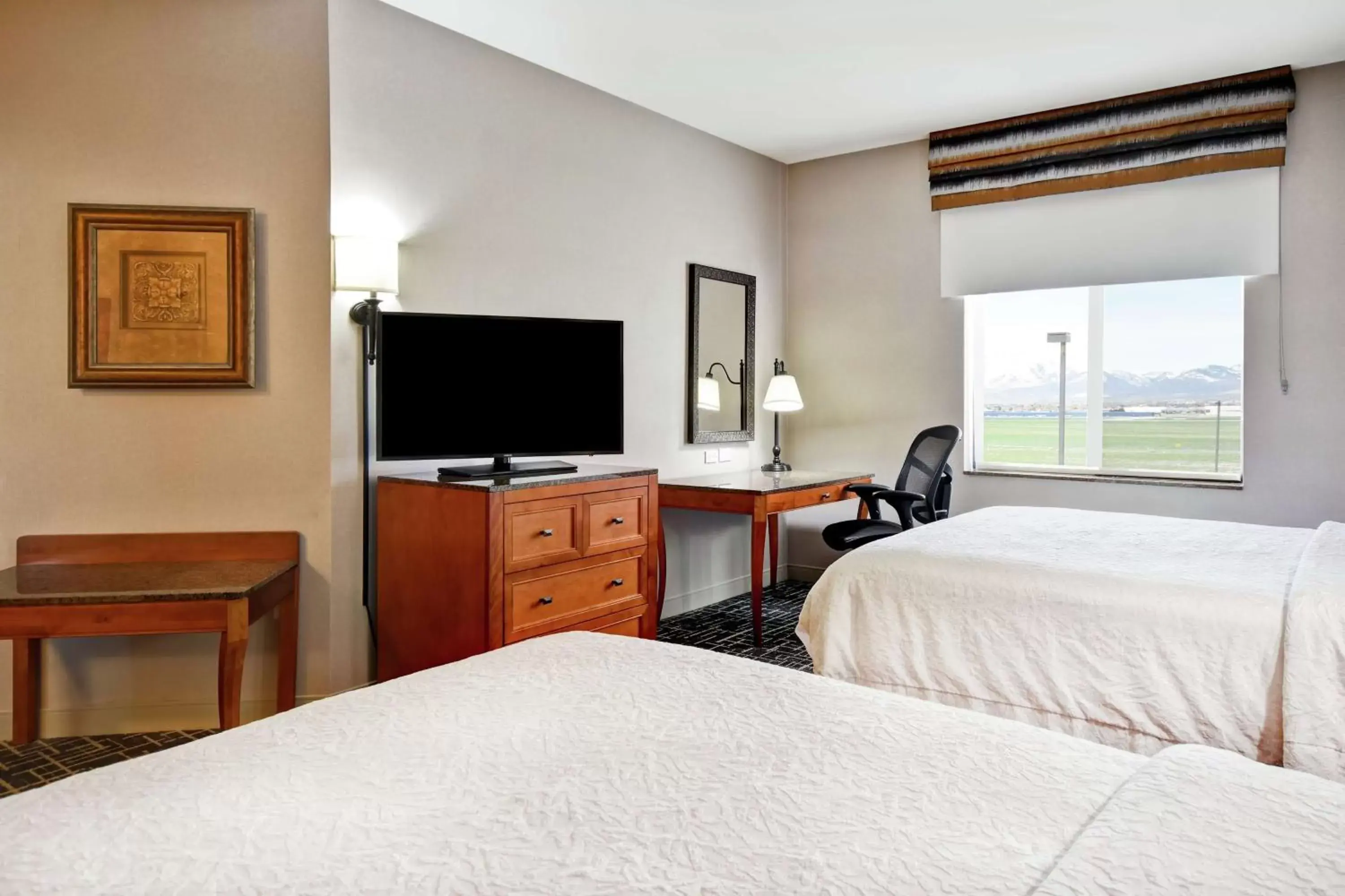 Bedroom, Bed in Hampton Inn & Suites Salt Lake City-West Jordan