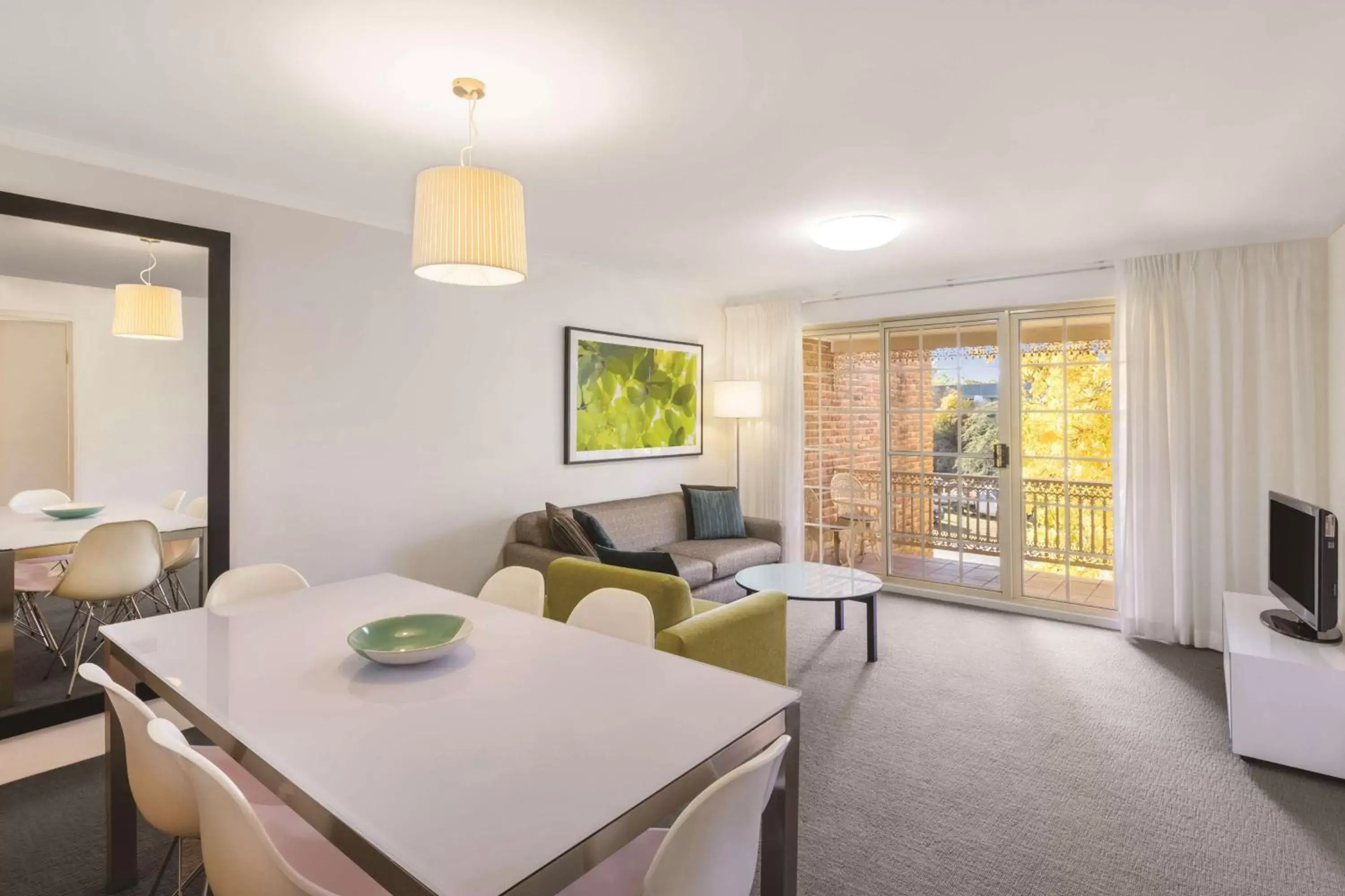 Bedroom, Dining Area in Adina Serviced Apartments Canberra Kingston