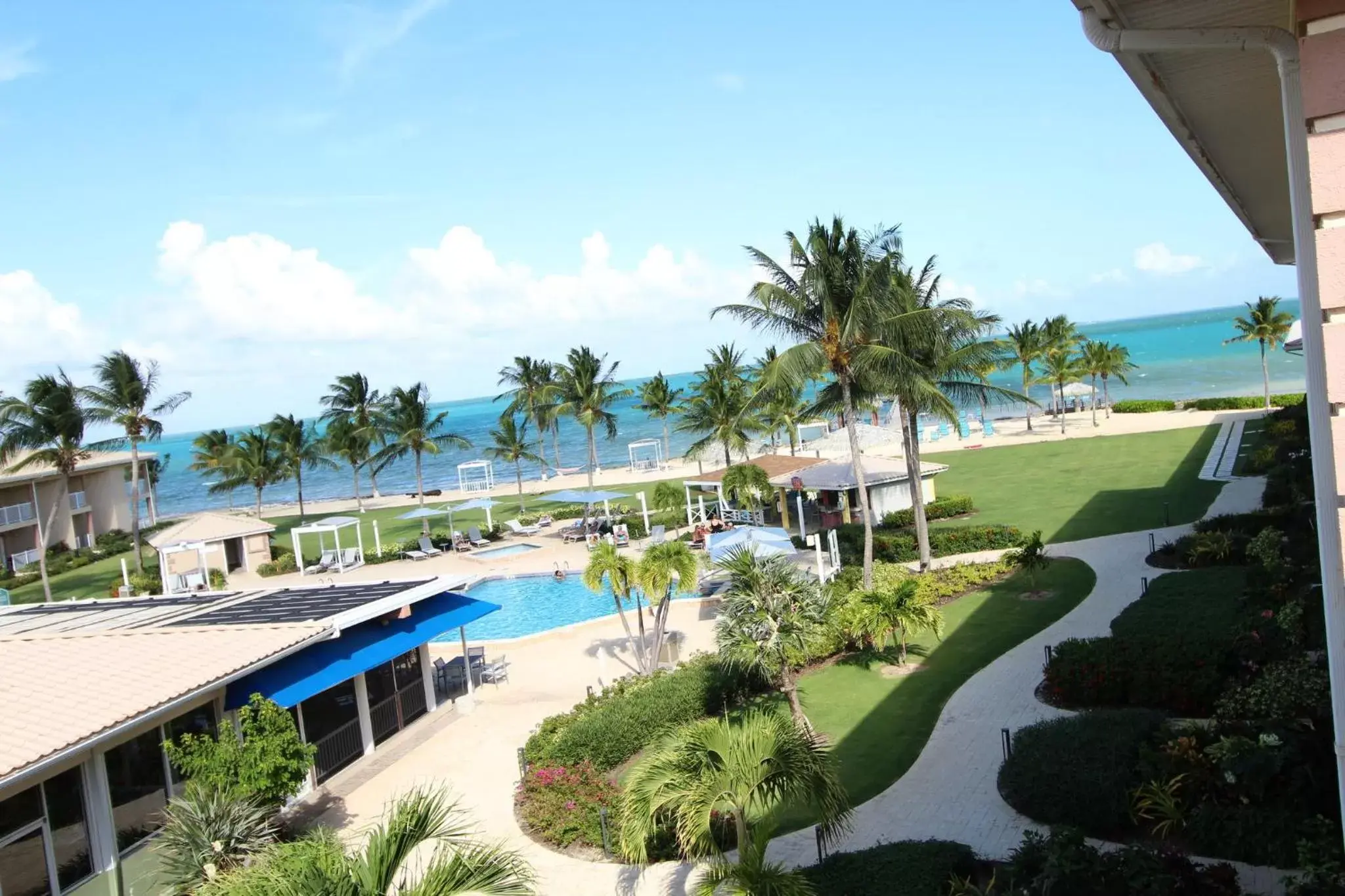 Property building, Pool View in Holiday Inn Resort Grand Cayman, an IHG Hotel