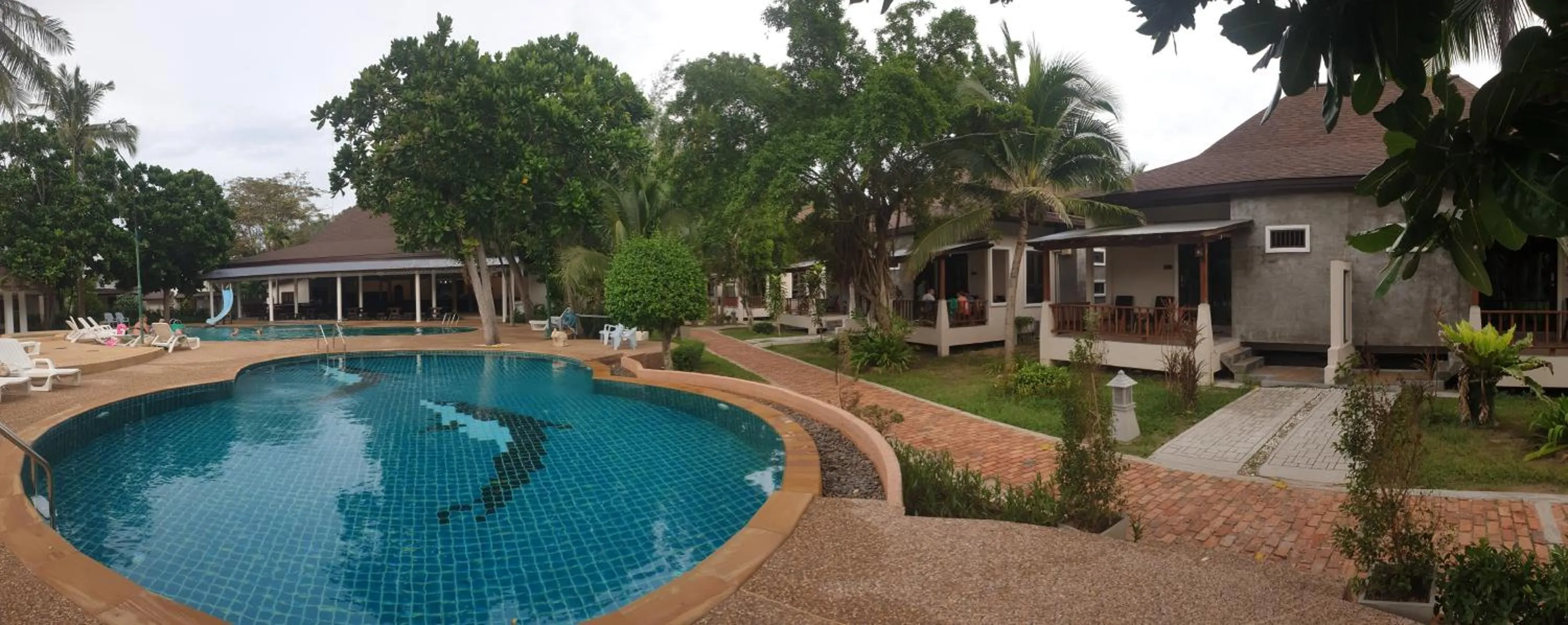 Southern Lanta Resort