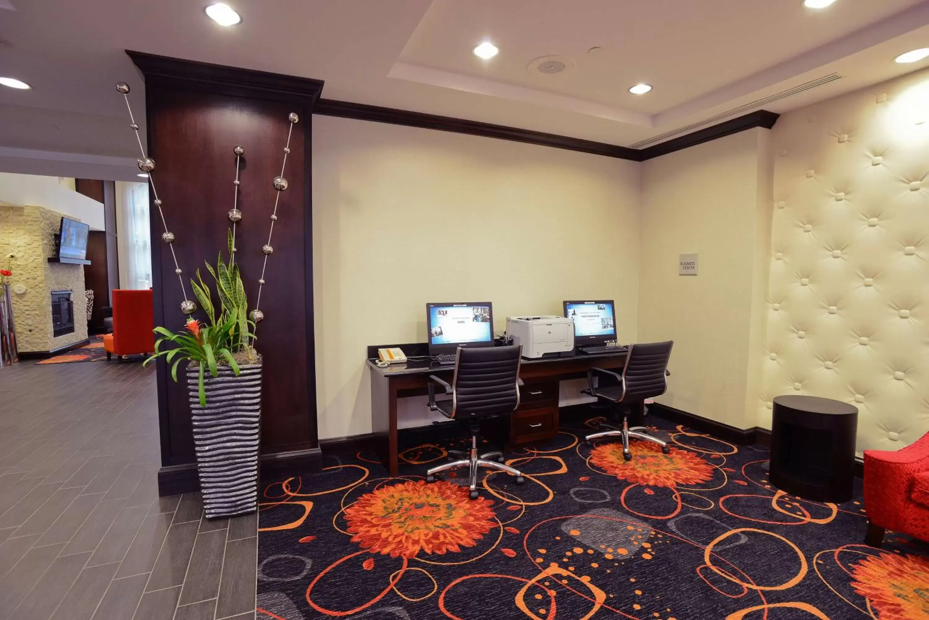 Business facilities in Hampton Inn & Suites Albany at Albany Mall