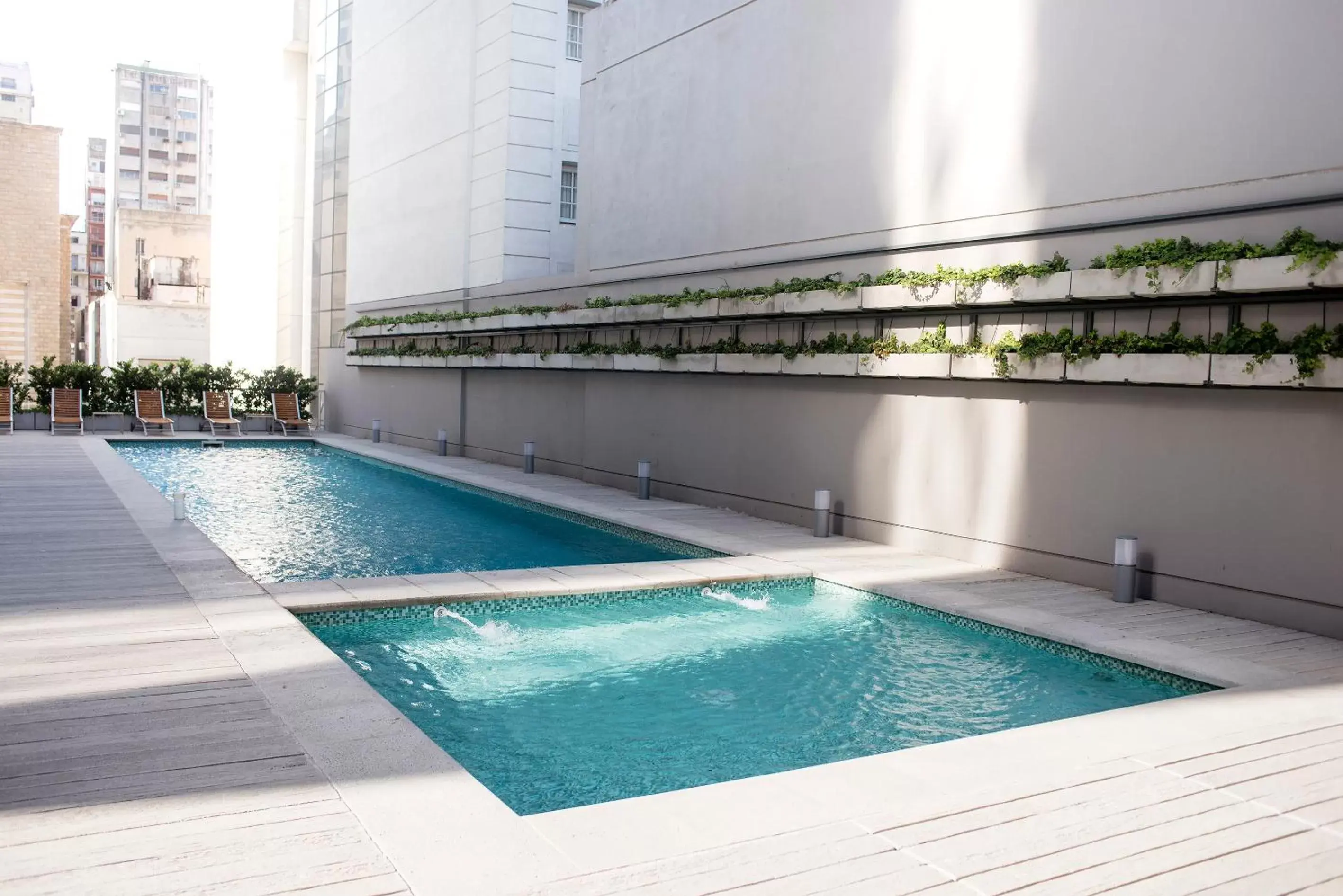 Balcony/Terrace, Swimming Pool in Top Rentals Downtown