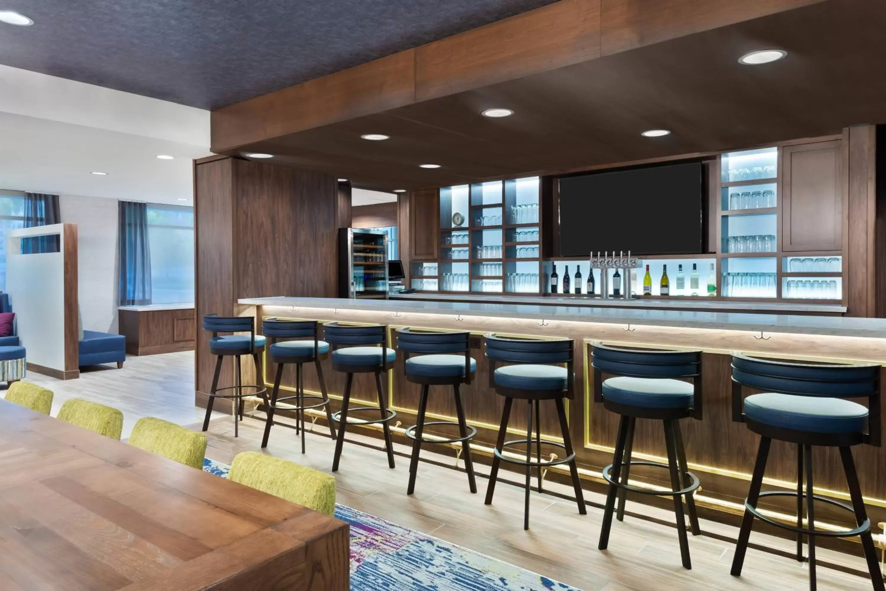 Lobby or reception, Lounge/Bar in Residence Inn by Marriott Buffalo Downtown