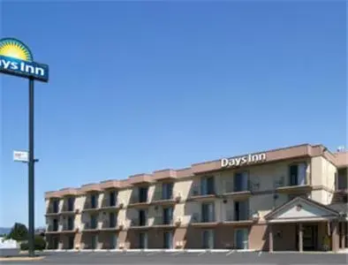 Facade/entrance, Property Building in Days Inn by Wyndham Medford