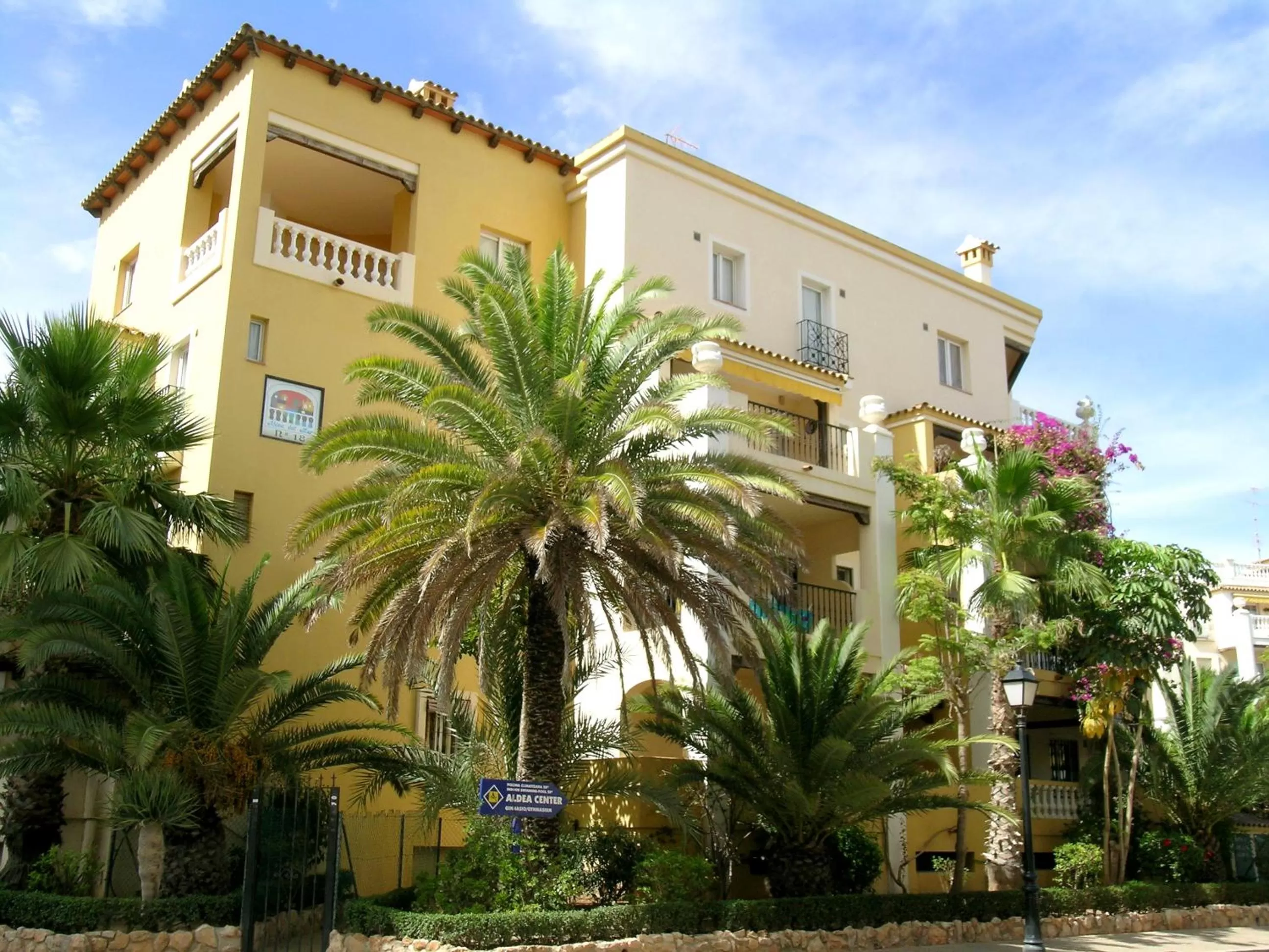 Property building in Ona Aldea del Mar