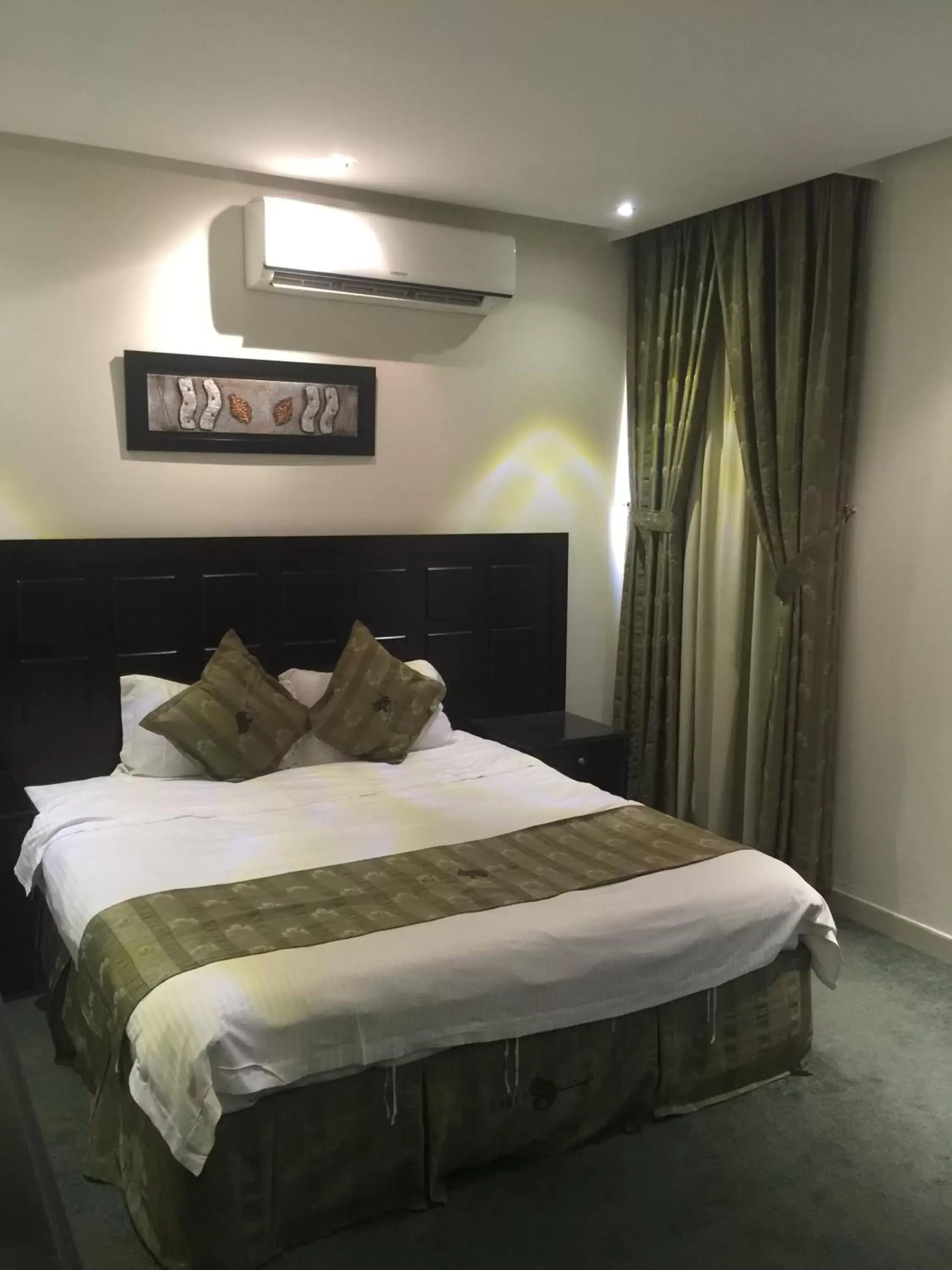 Bed in Dorar Darea Hotel Apartments - Al Nafl