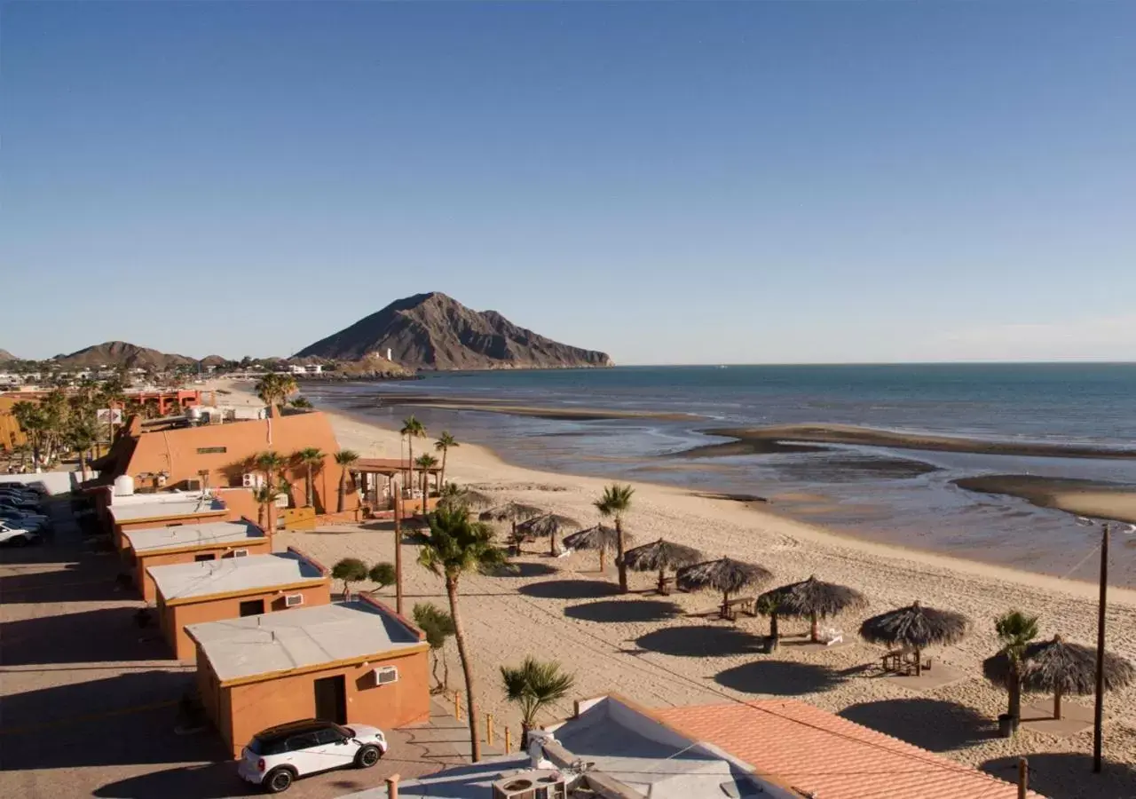 Property building, Beach in Stella del Mar