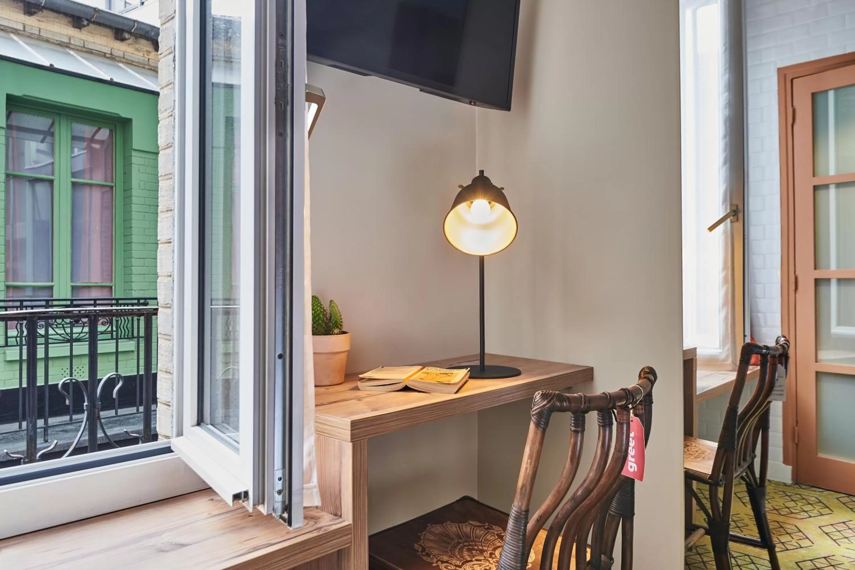 Bedroom in Greet Boulogne Billancourt Paris