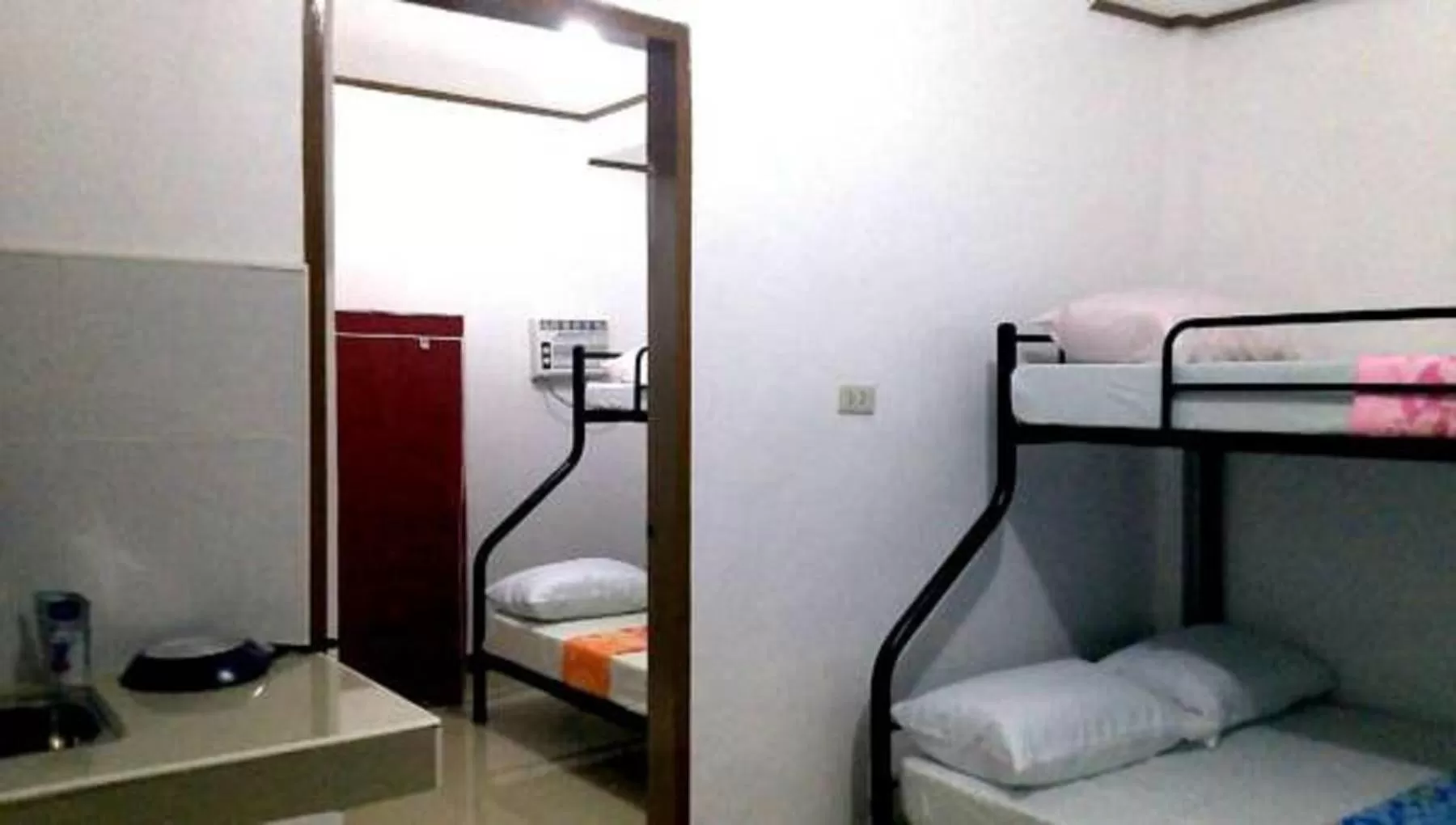 Bed in Gaea's Apartments