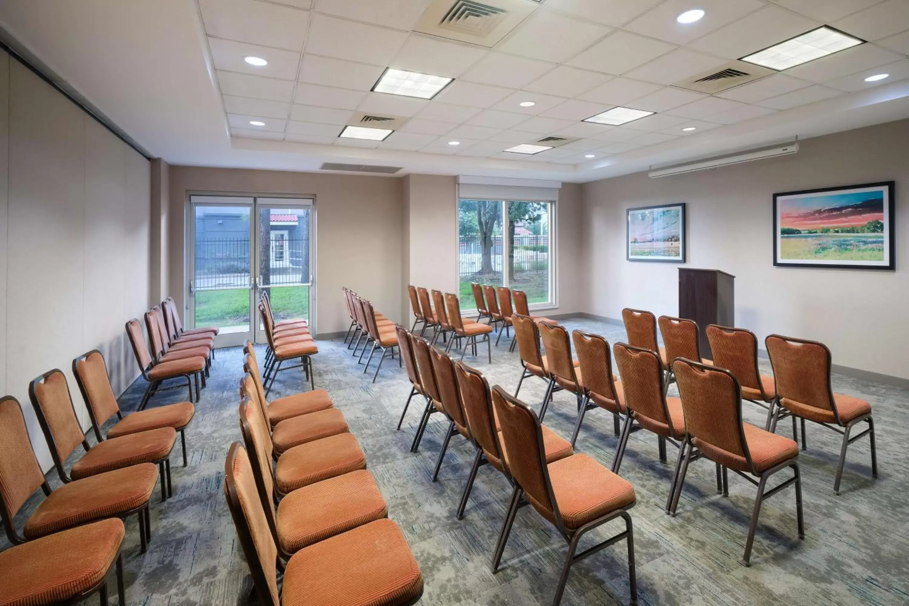 Meeting/conference room in Hilton Garden Inn Houston/Bush Intercontinental Airport