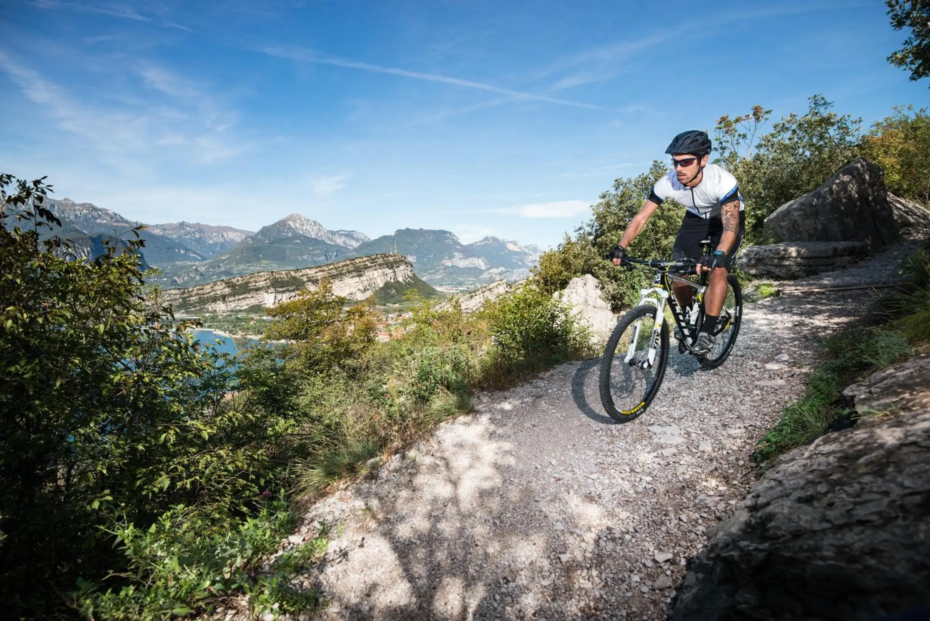 Nearby landmark, Biking in SeeLE Garda Hotel