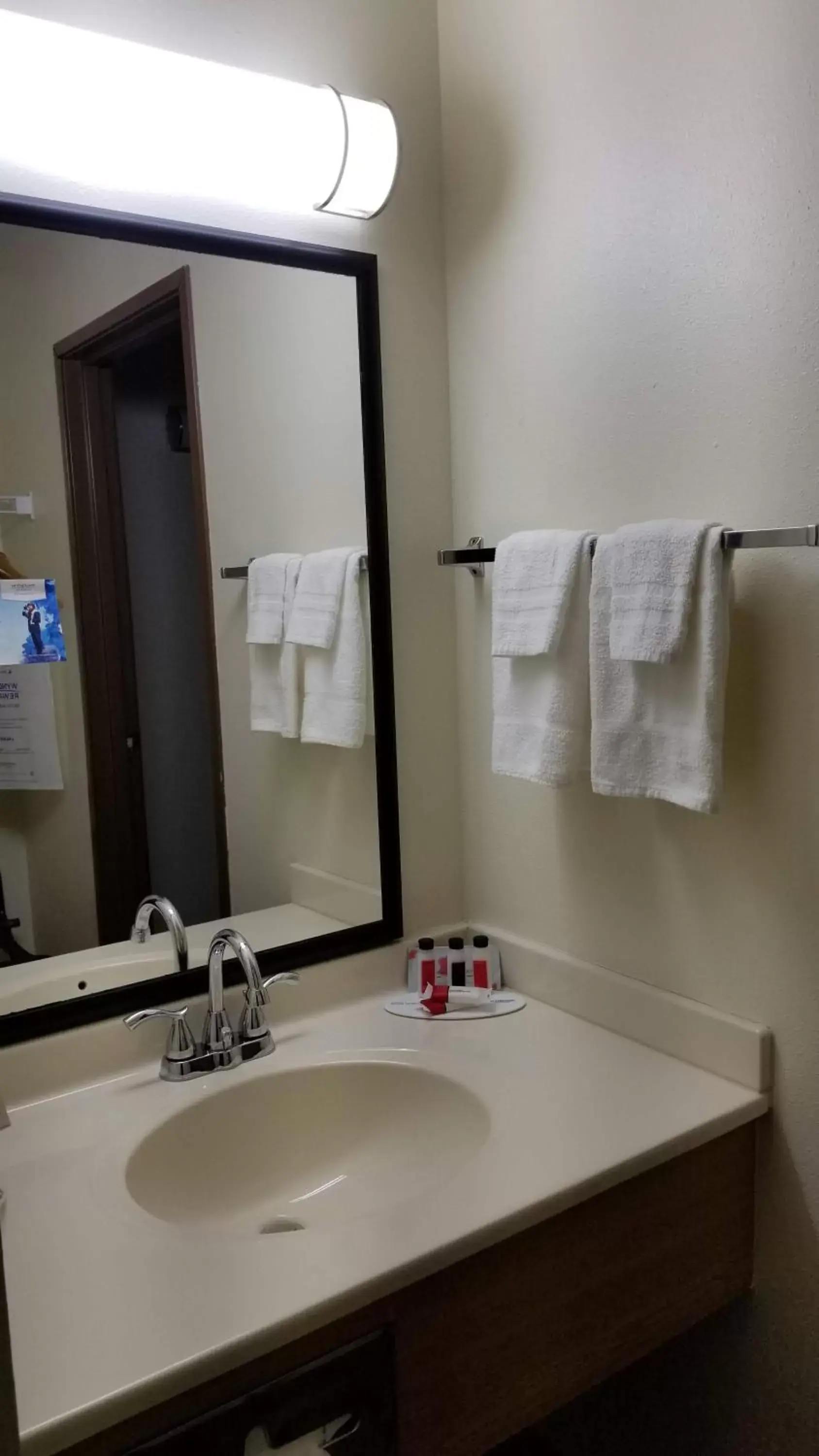 Bathroom in Super 8 by Wyndham Ashland