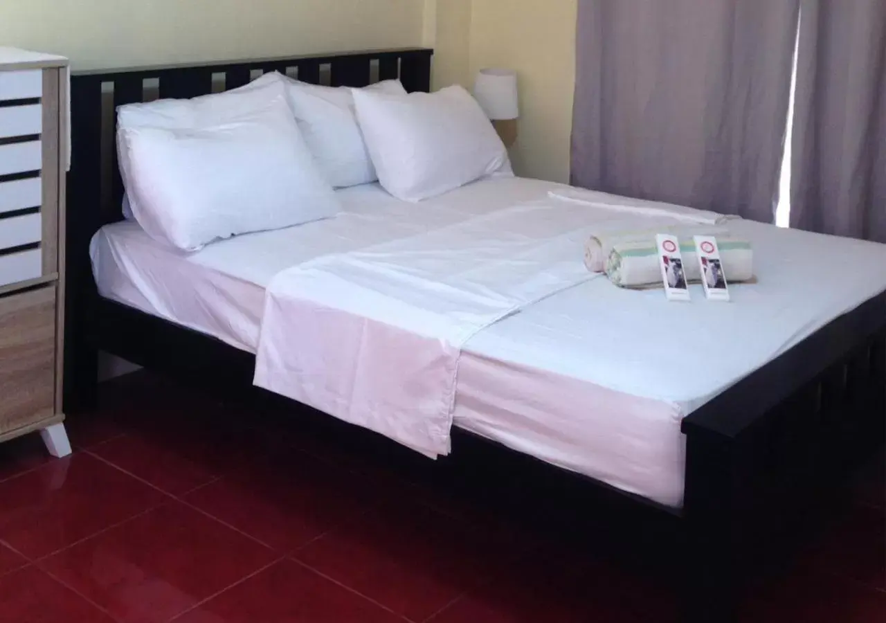 Bed in Cool Martin Family Hotel and Resort