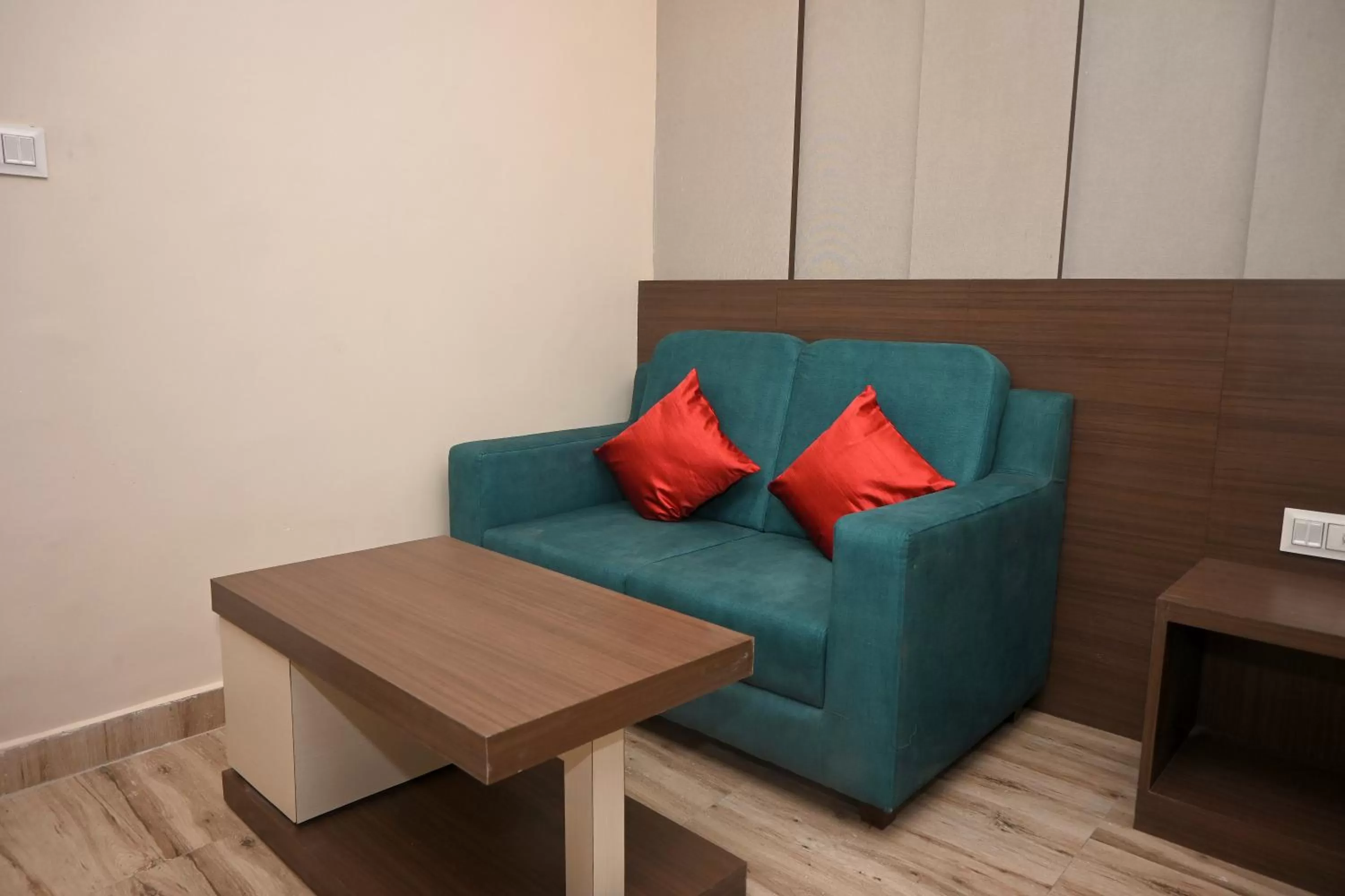 Living room, Seating Area in Royal Sea View