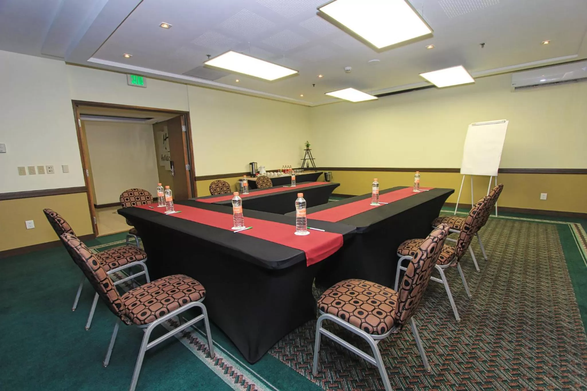 Meeting/conference room in Holiday Inn Leon by IHG