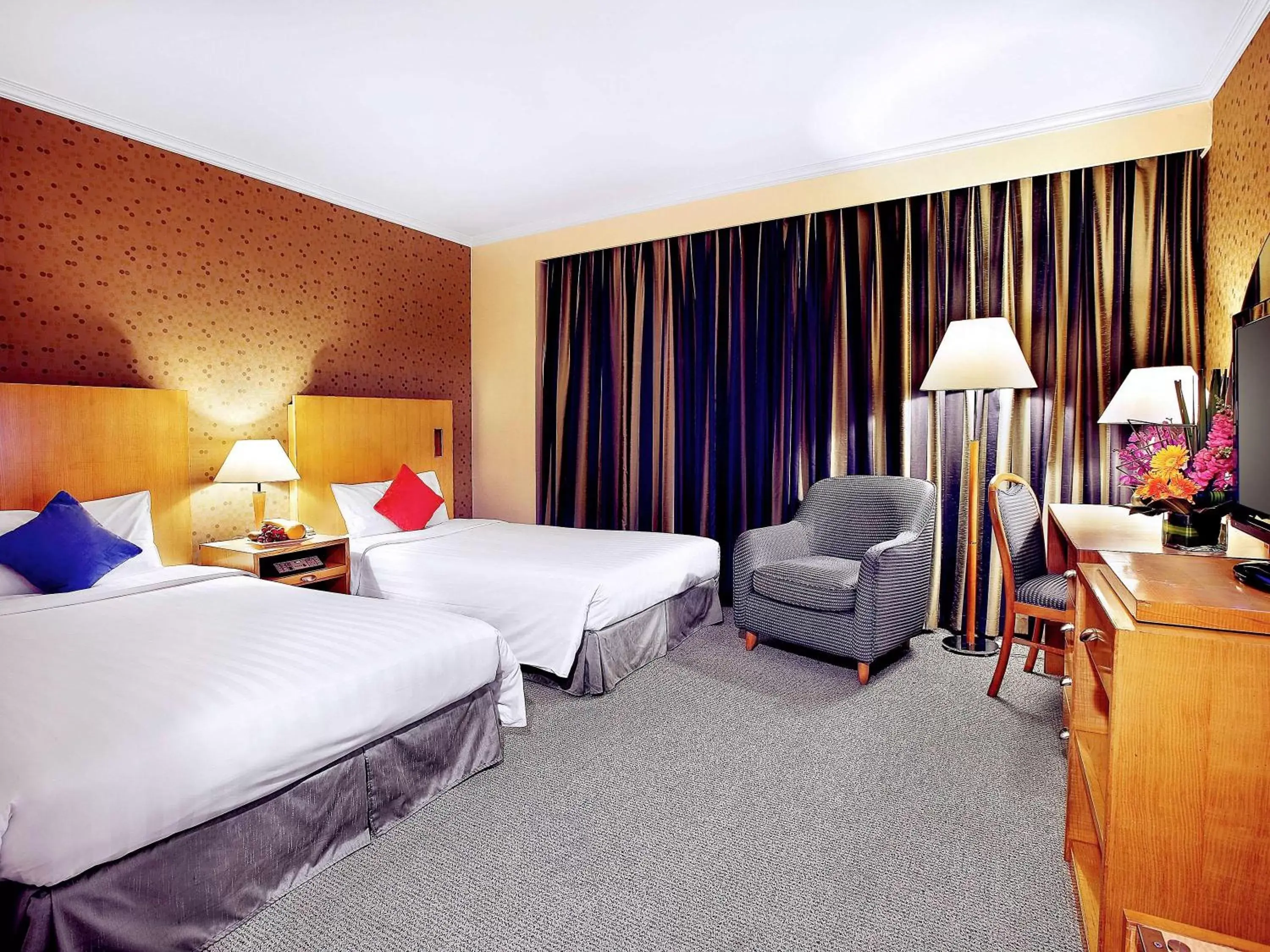 Photo of the whole room, Bed in Beijing XinQiao Hotel Photo of the whole room, Bed in Beijing XinQiao Hotel