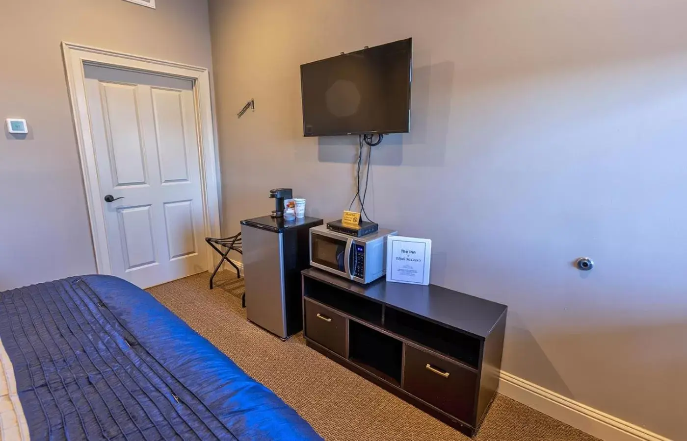 Bedroom, TV/Entertainment Center in Inn at Elijah McLean's