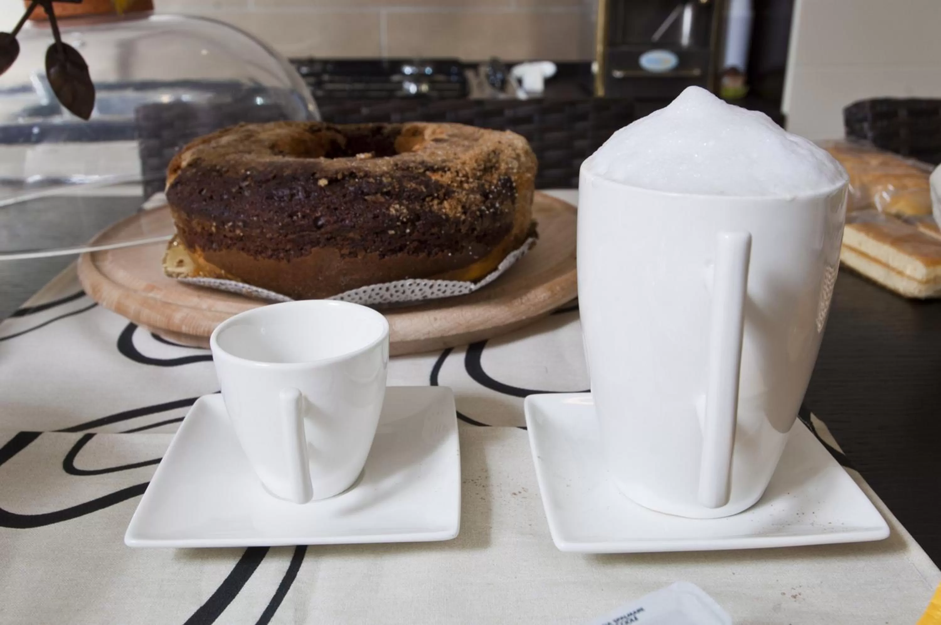 Communal kitchen in Bed & Breakfast Armonie Romane