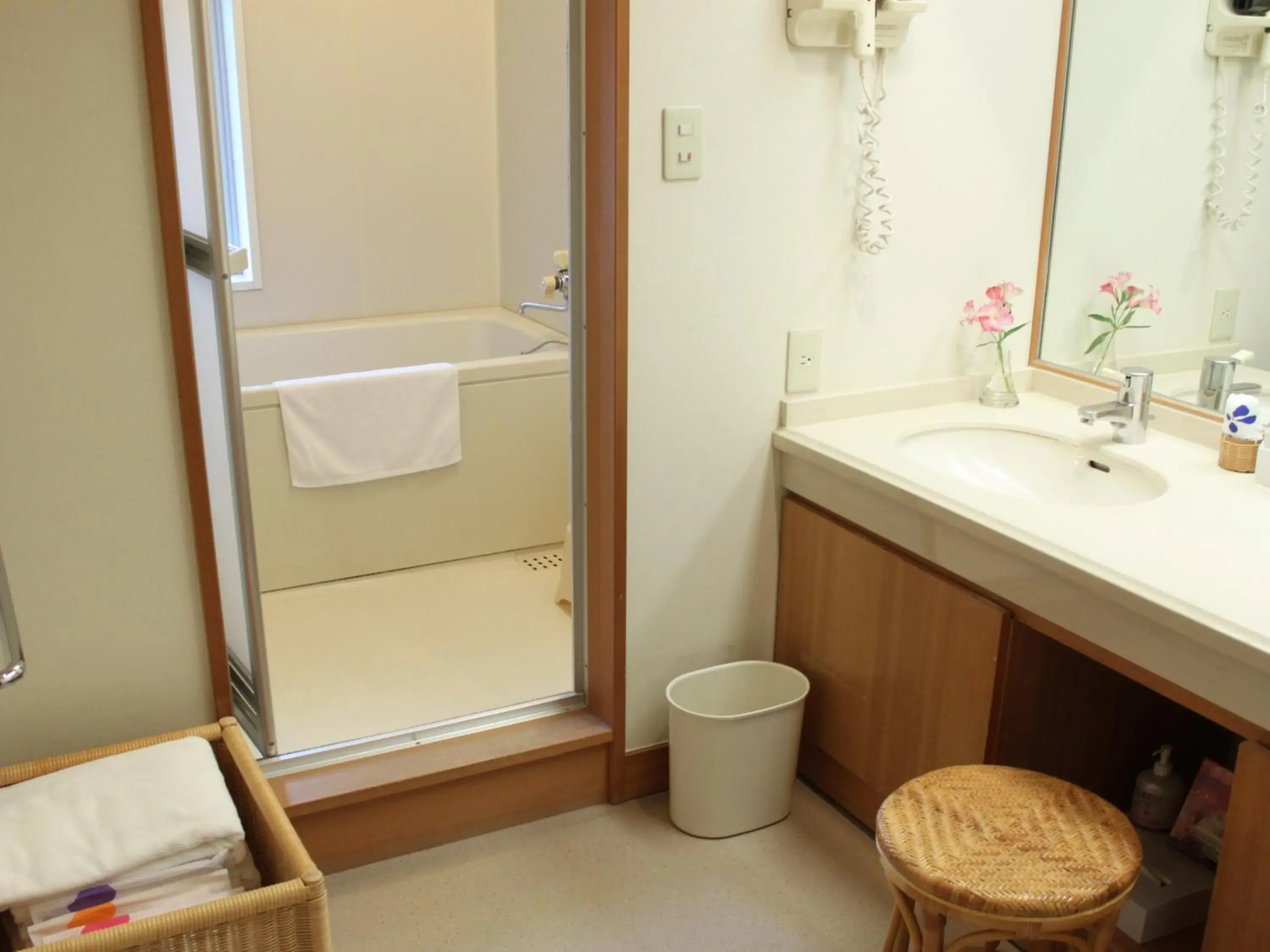 Photo of the whole room, Bathroom in Hanabishi Hotel