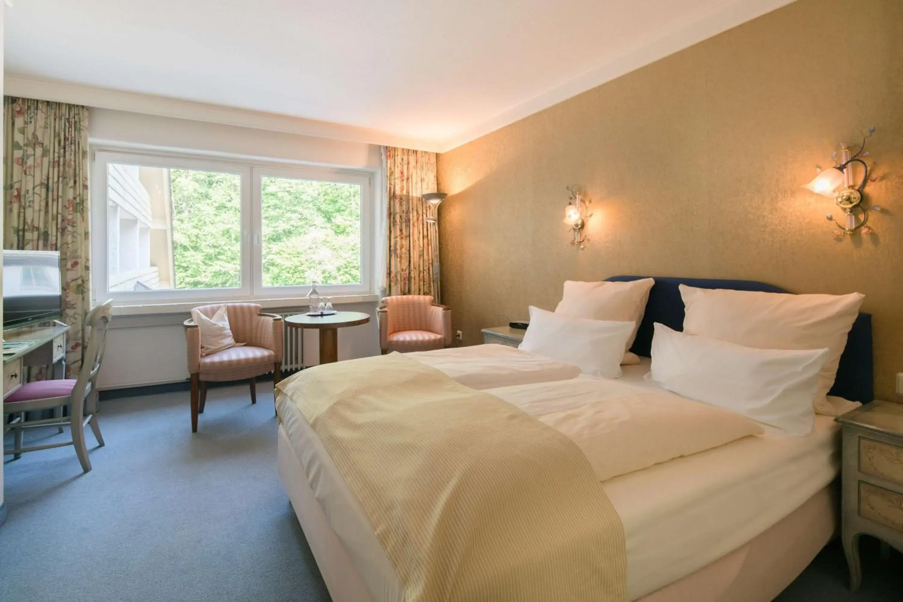 Photo of the whole room, Bed in Best Western Hotel Rhön Garden