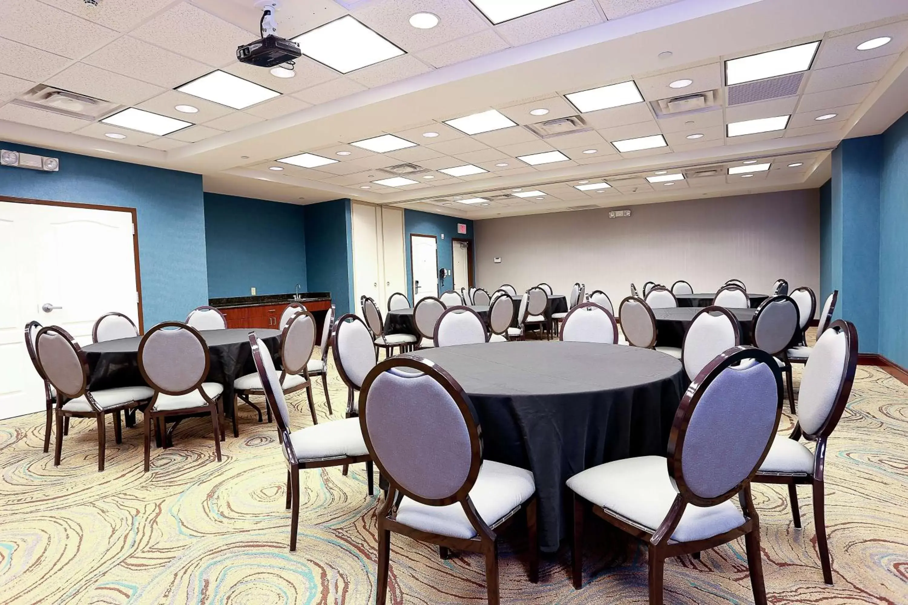 Meeting/conference room in Hampton Inn & Suites Tampa-Wesley Chapel