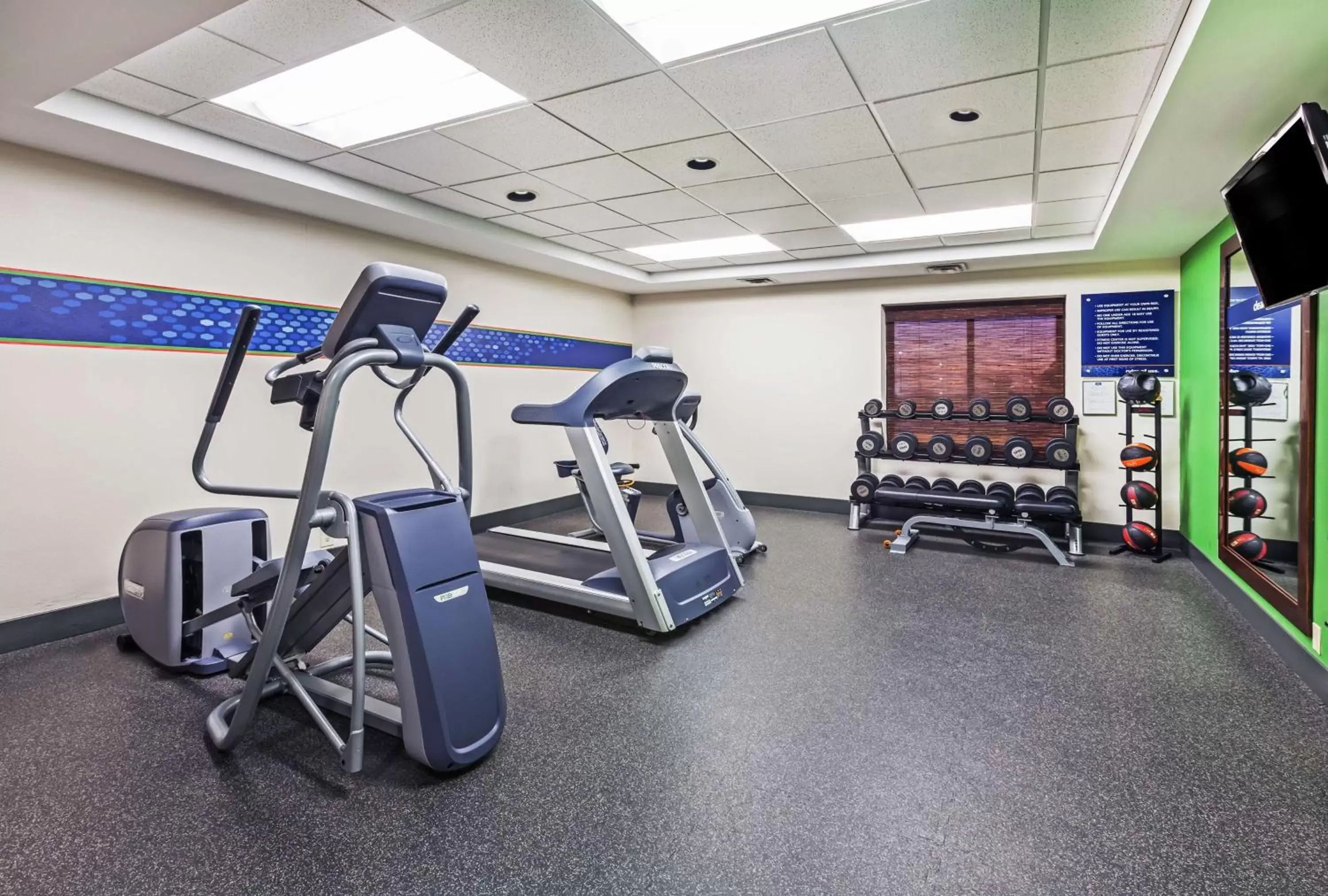 Fitness centre/facilities, Fitness Center/Facilities in Hampton Inn & Suites Tulsa-Woodland Hills