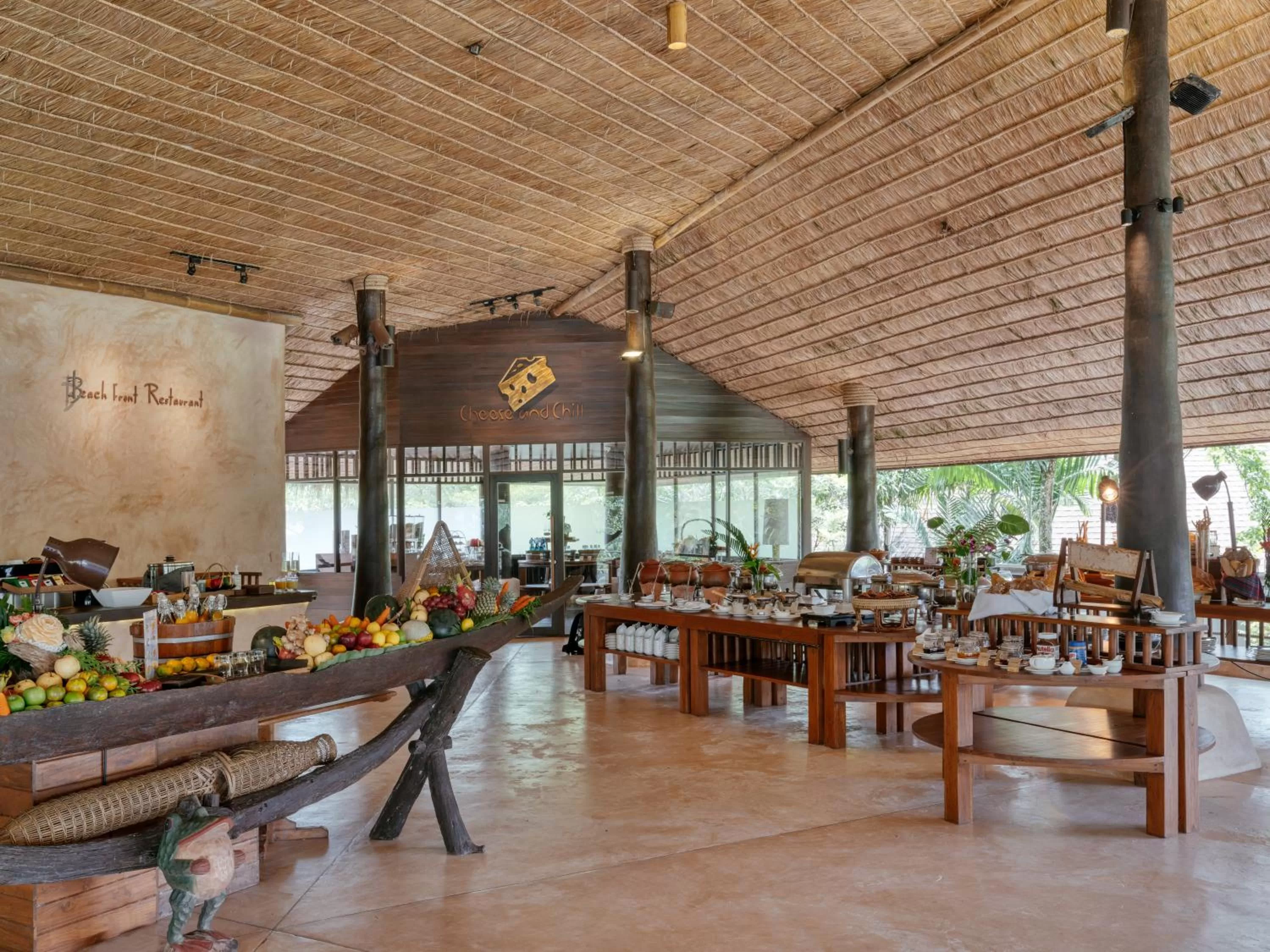 Restaurant/places to eat in High Season Pool Villa & Spa