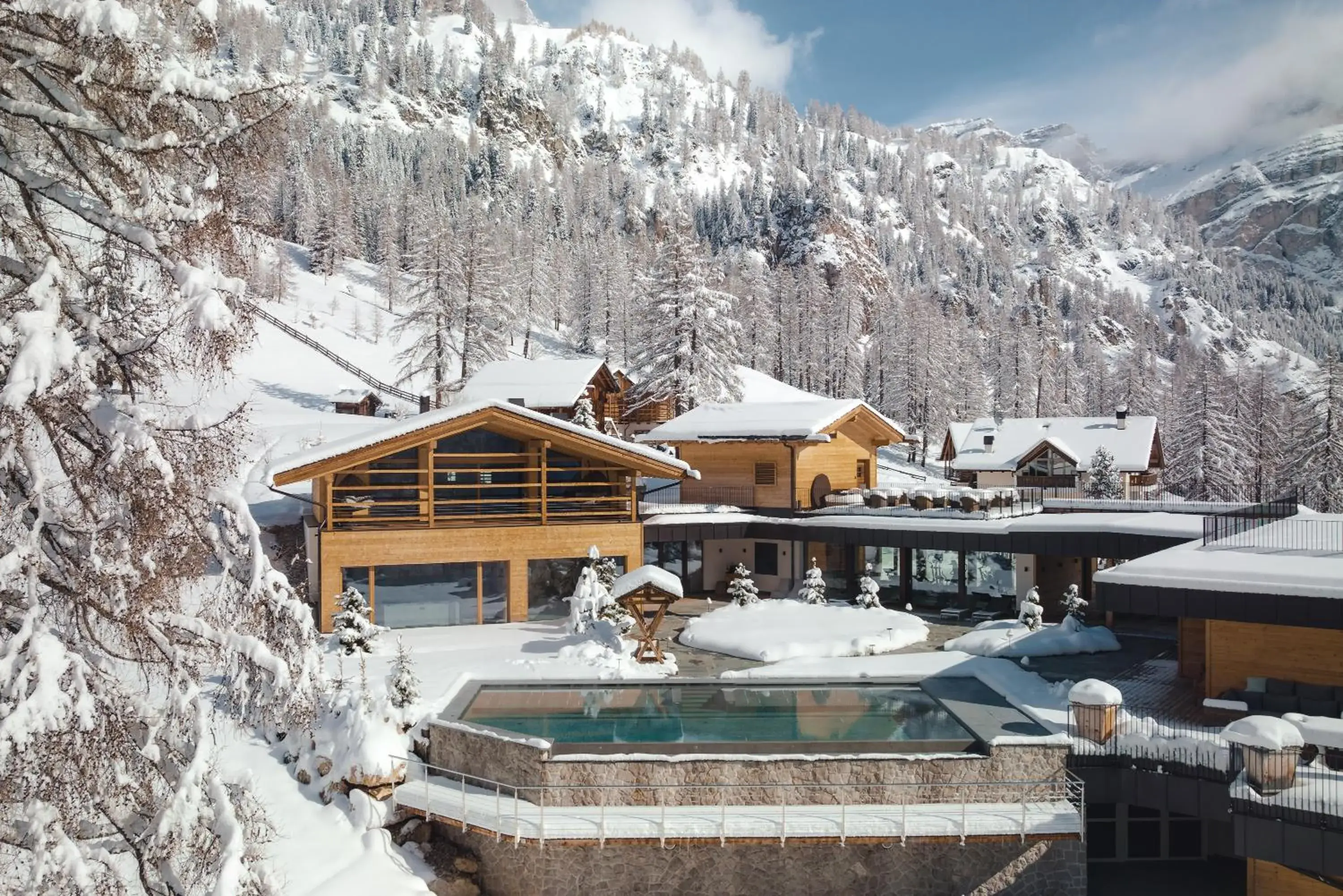 Swimming pool, Winter in Kolfuschgerhof Mountain Resort