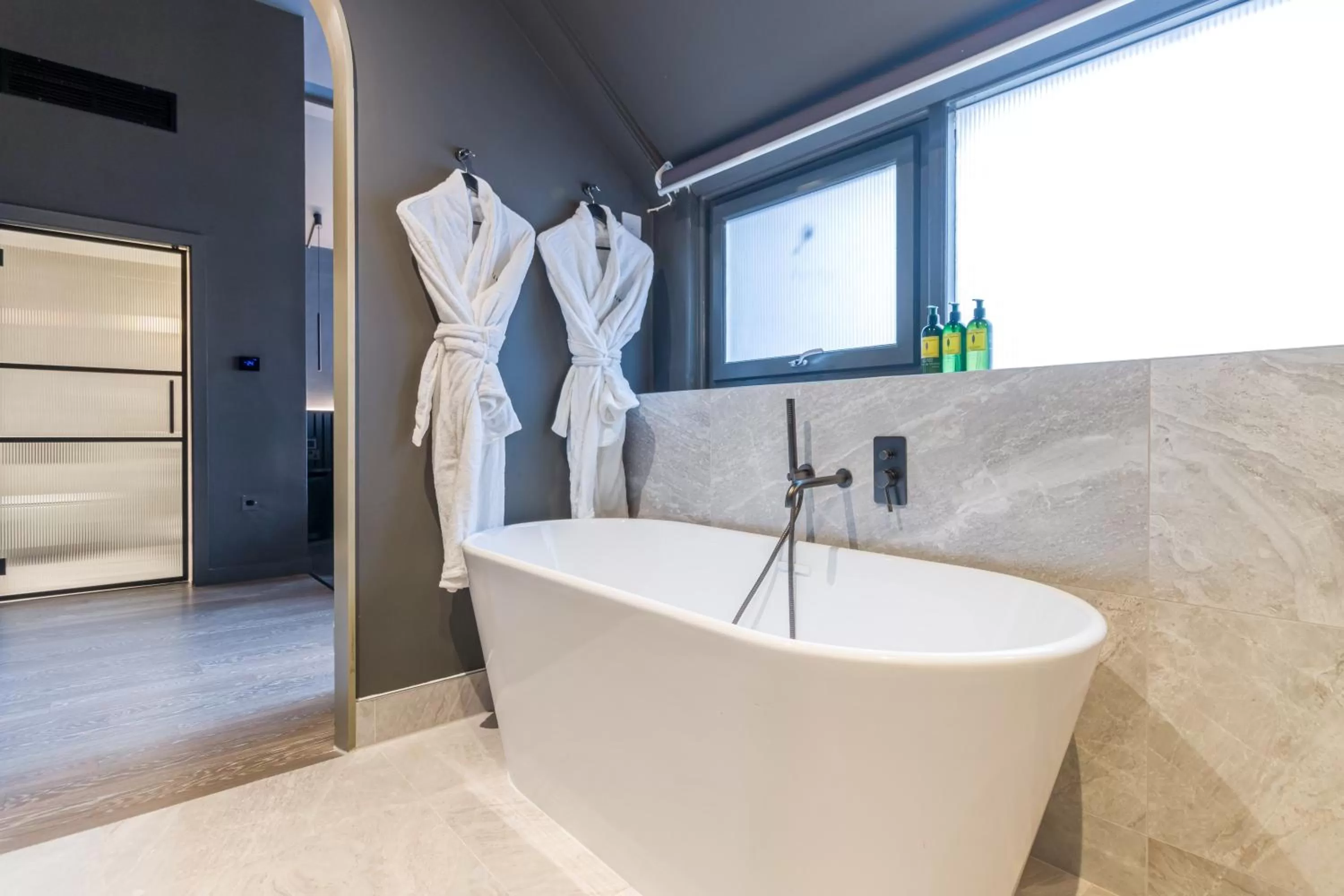 Bathroom in Velvet Hotel Manchester, WorldHotels Crafted