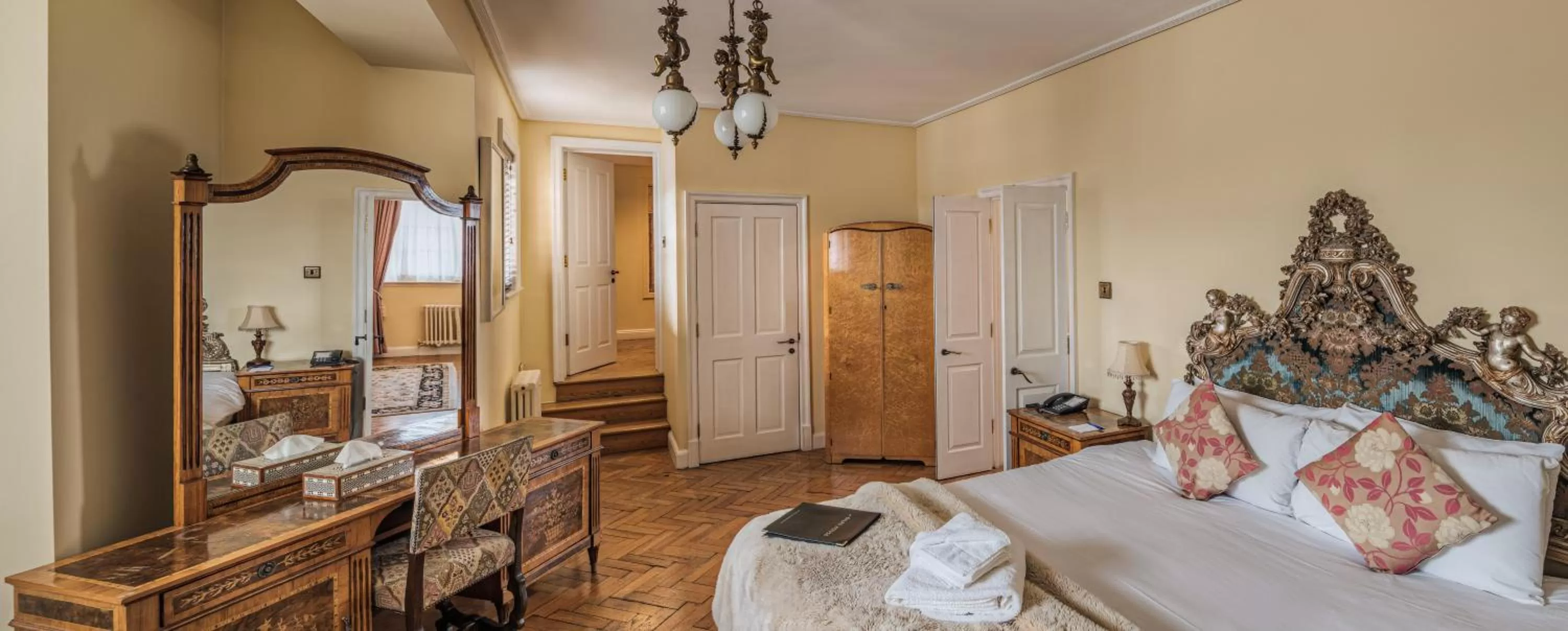 Bedroom, Bed in St Giles House