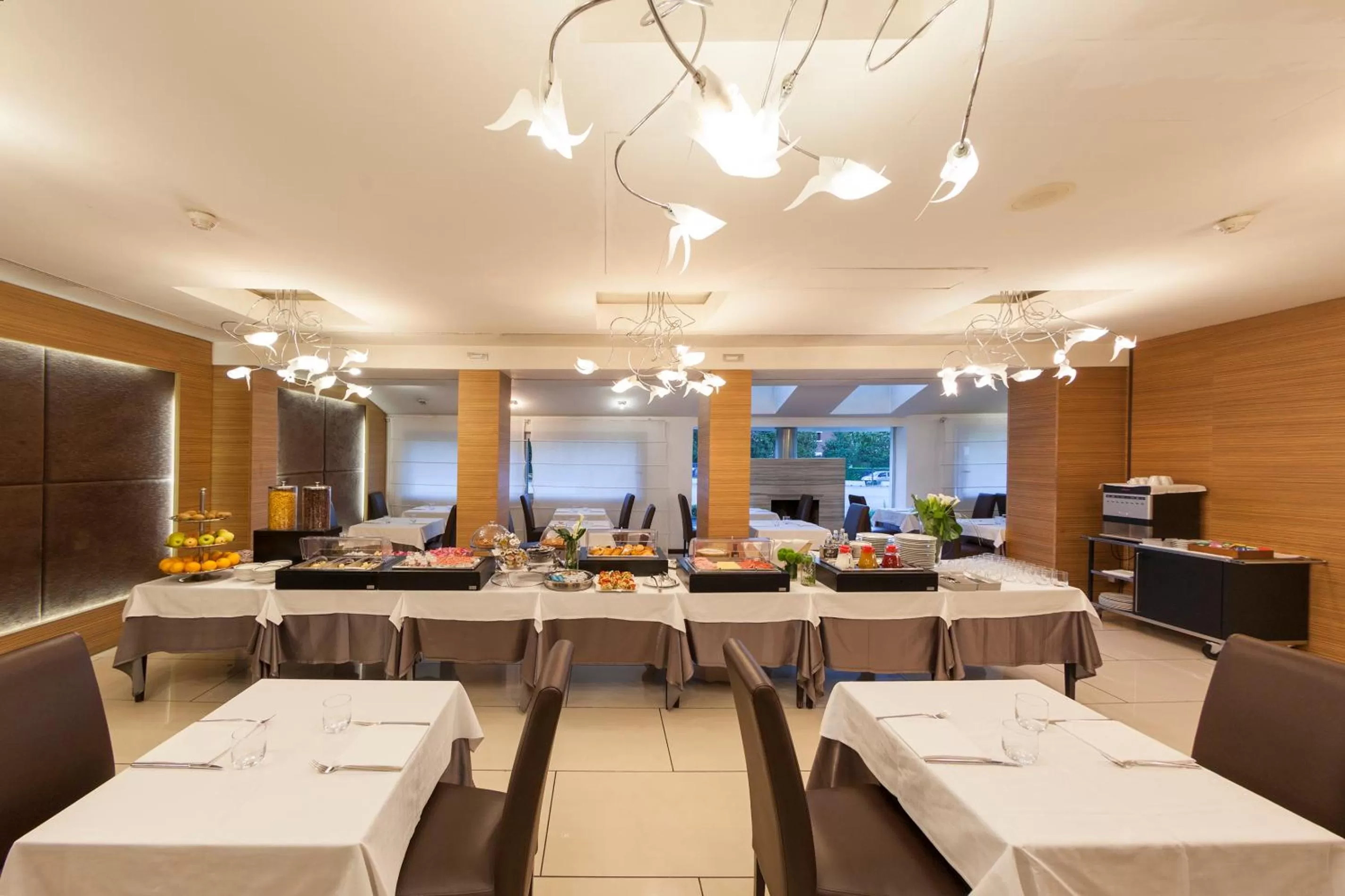 Continental breakfast in Inverigo Hotel