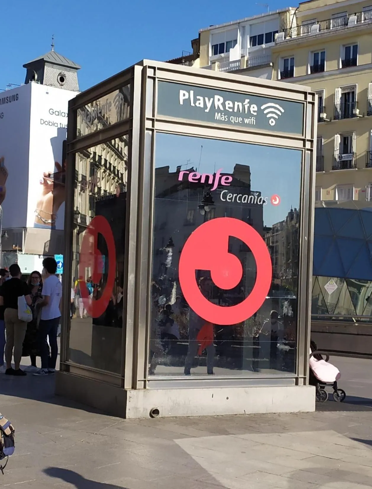 Nearby landmark in Hostal Inn Madrid