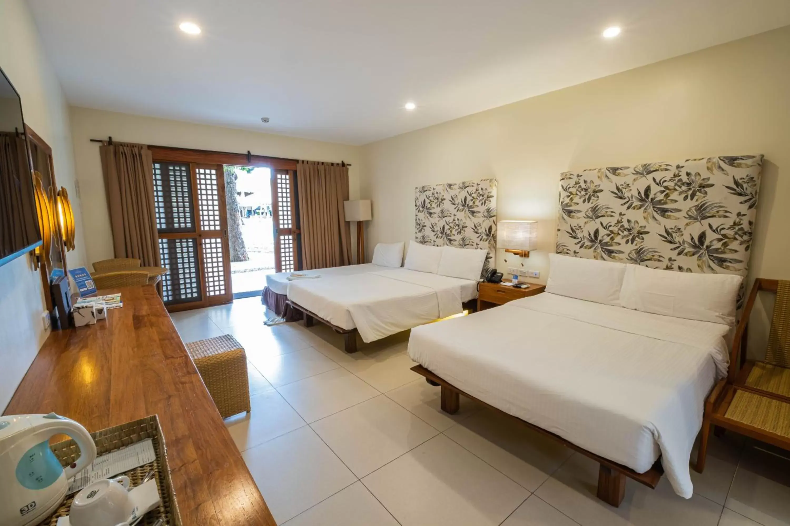 Bedroom in Bluewater Maribago Beach Resort