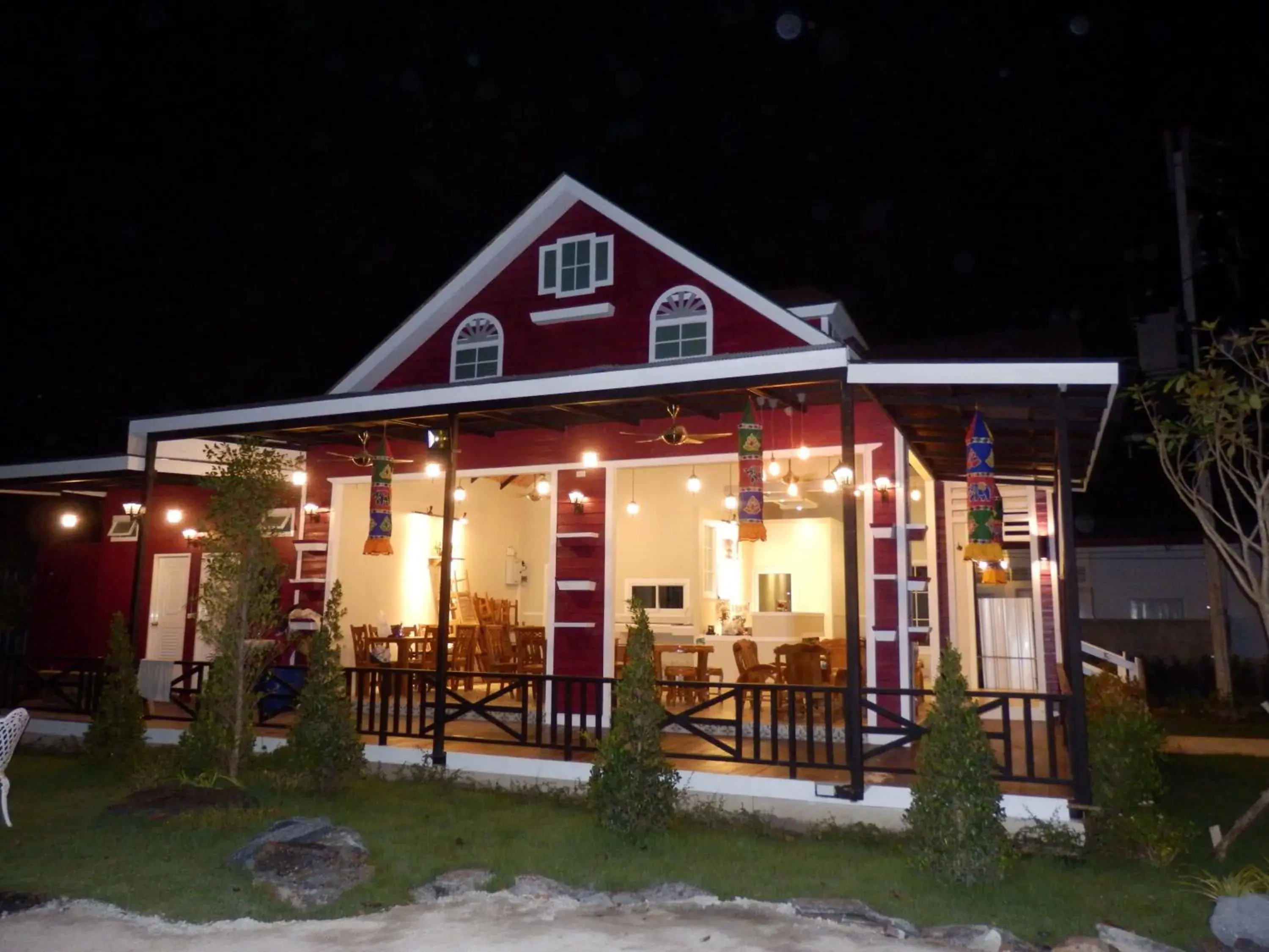 Restaurant/places to eat, Property Building in My Home Lantawadee Resort