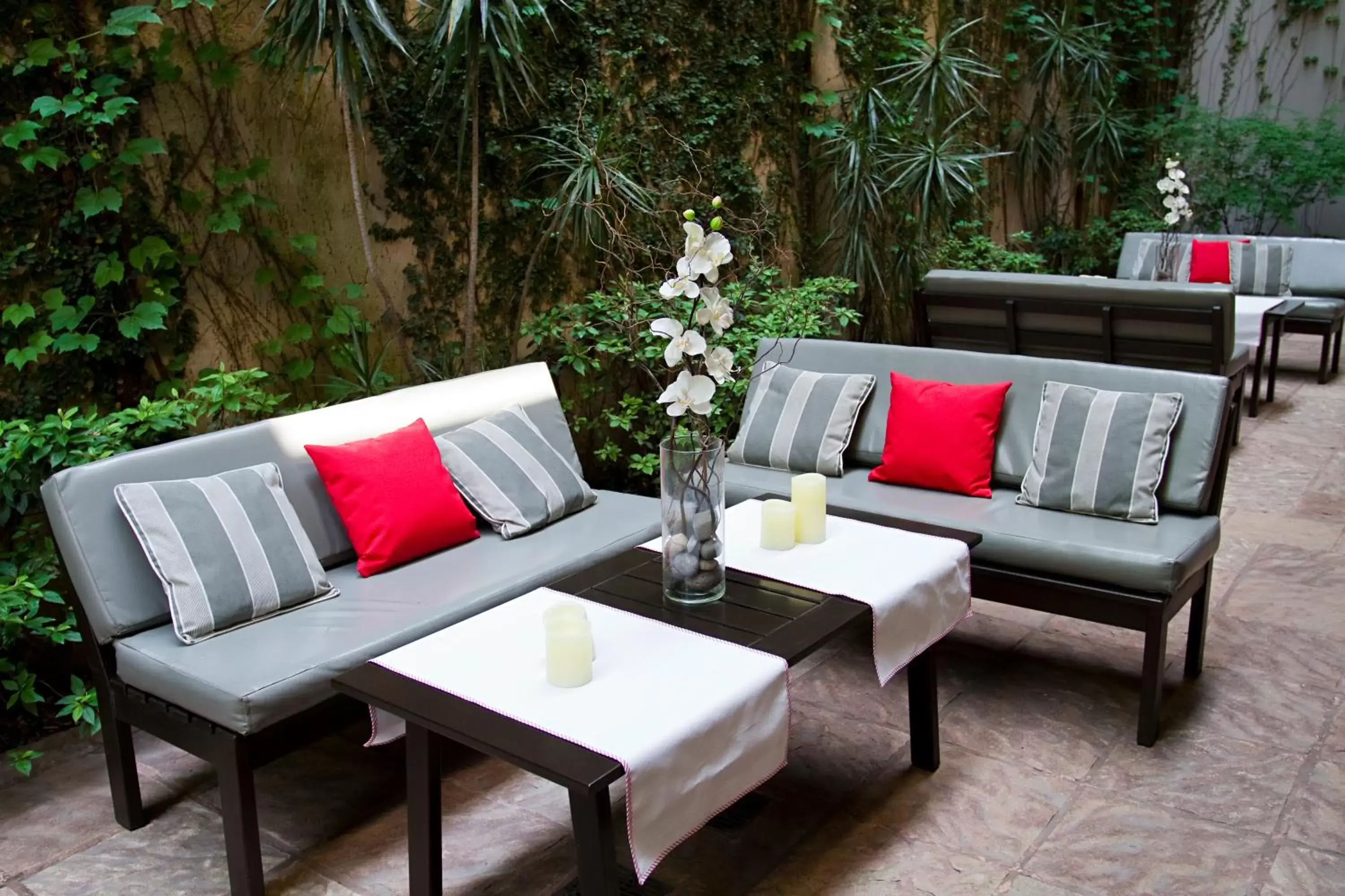 Patio, Seating Area in Ribera Sur Hotel