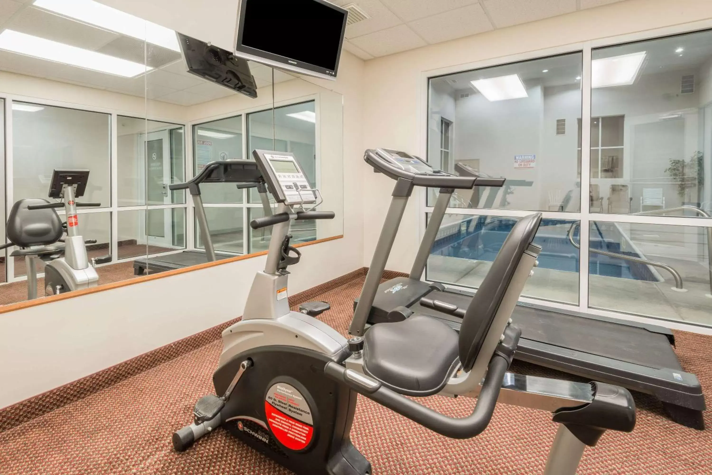 Fitness centre/facilities, Fitness Center/Facilities in Super 8 by Wyndham Salina