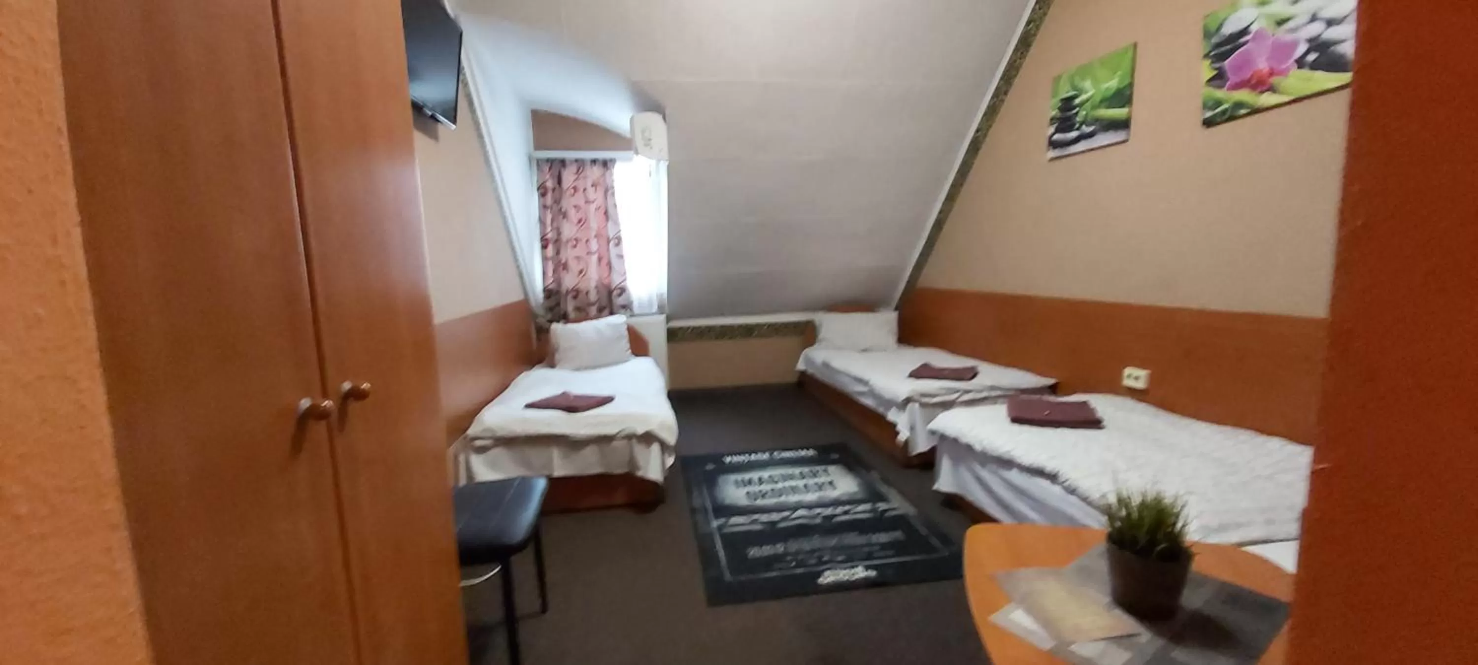 Double Room in Romantik Étterem - Panzió