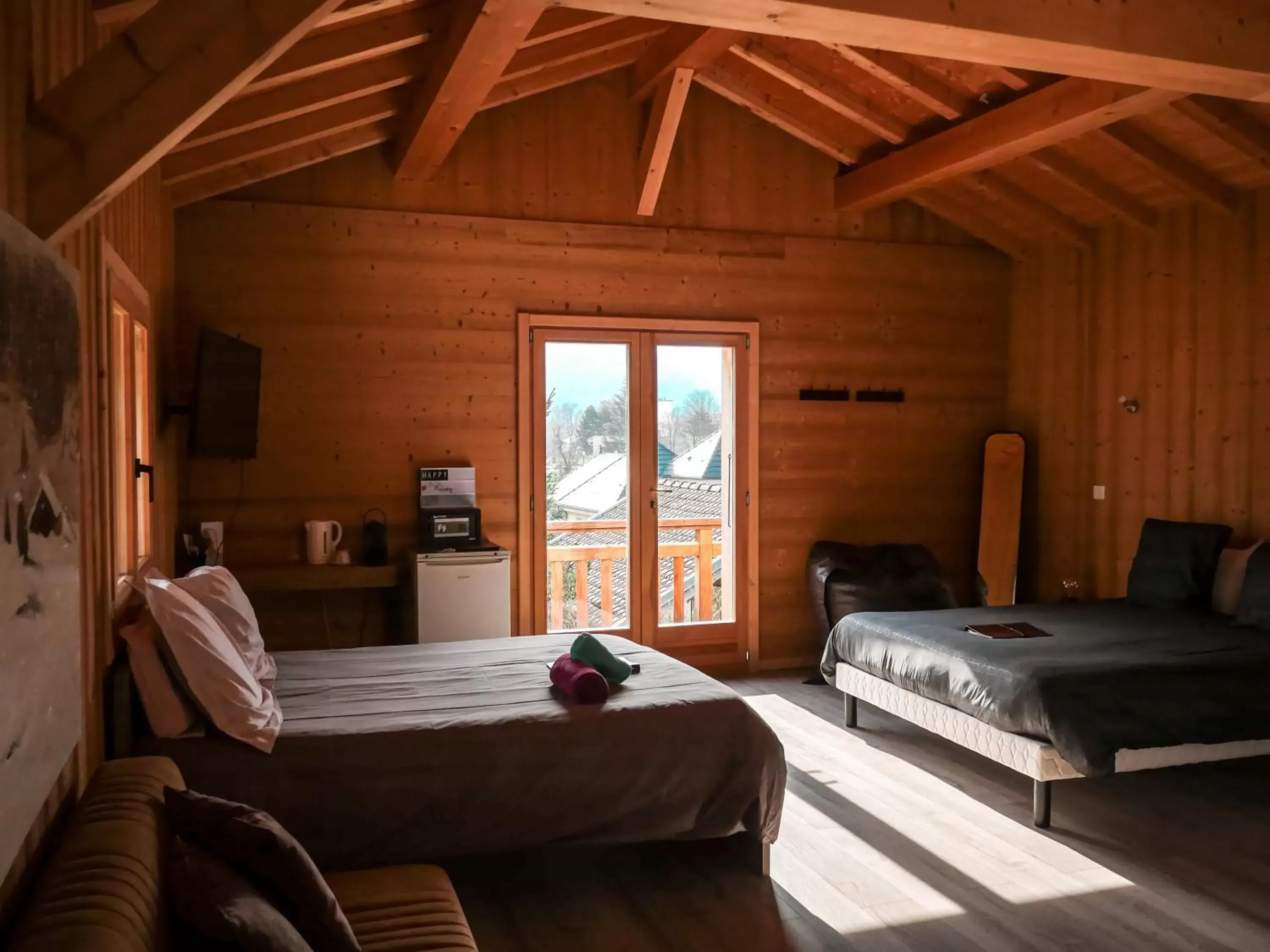 Photo of the whole room in La Villa d'Hélène 2 - Chambres d'hôtes BnB et Appartements - Cluses