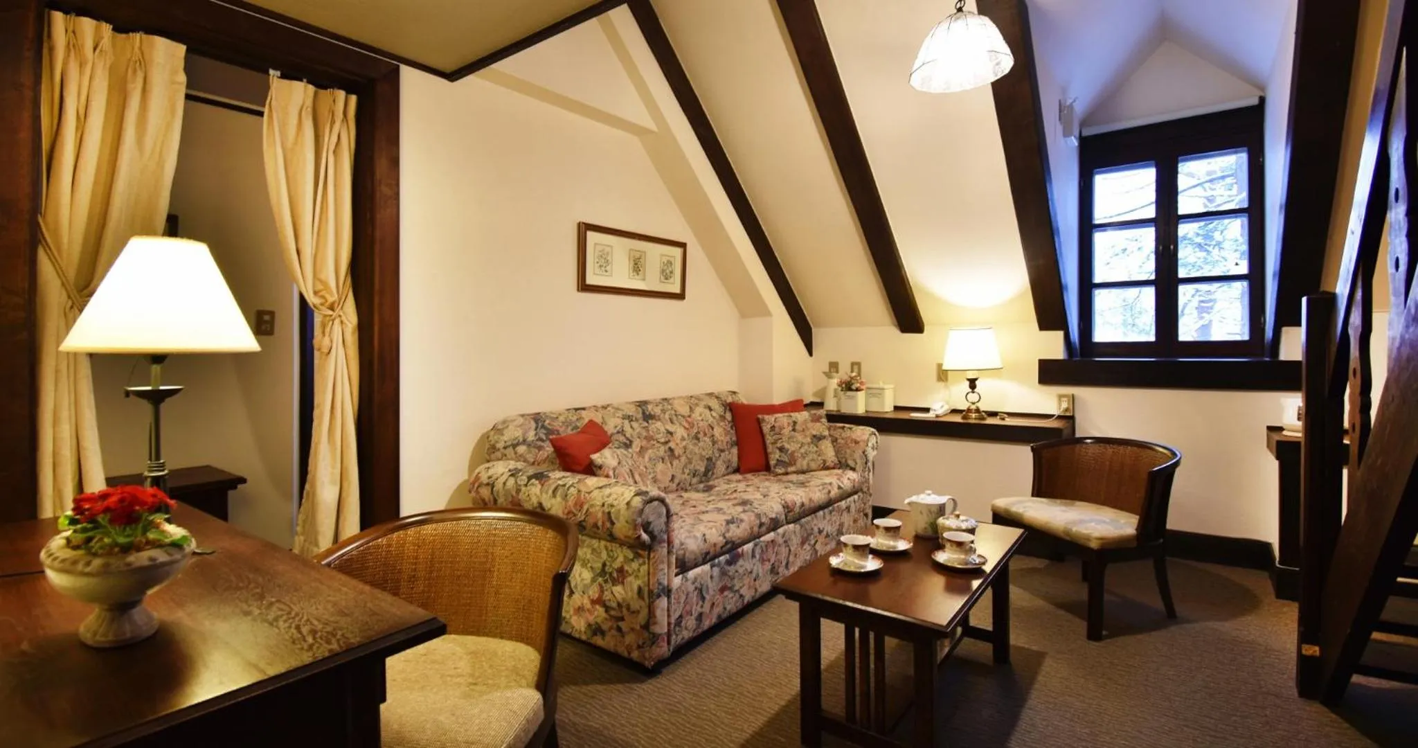 Maisonette Twin Room (West Building) in Hotel La Neige