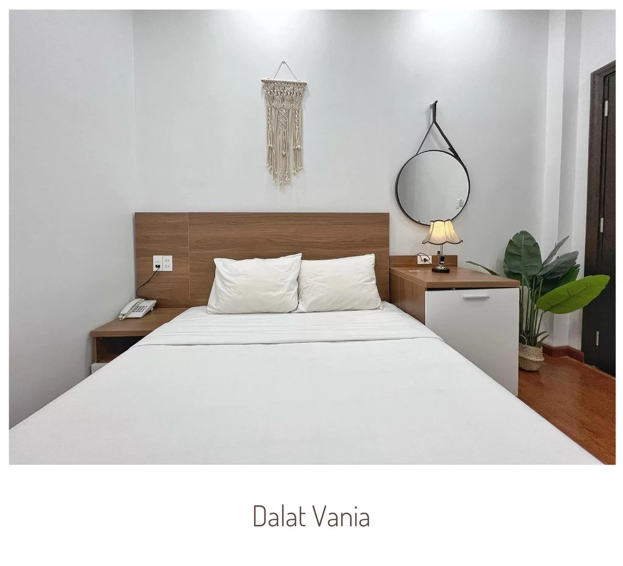 Bed in Sky Hotel - Dalat Vania