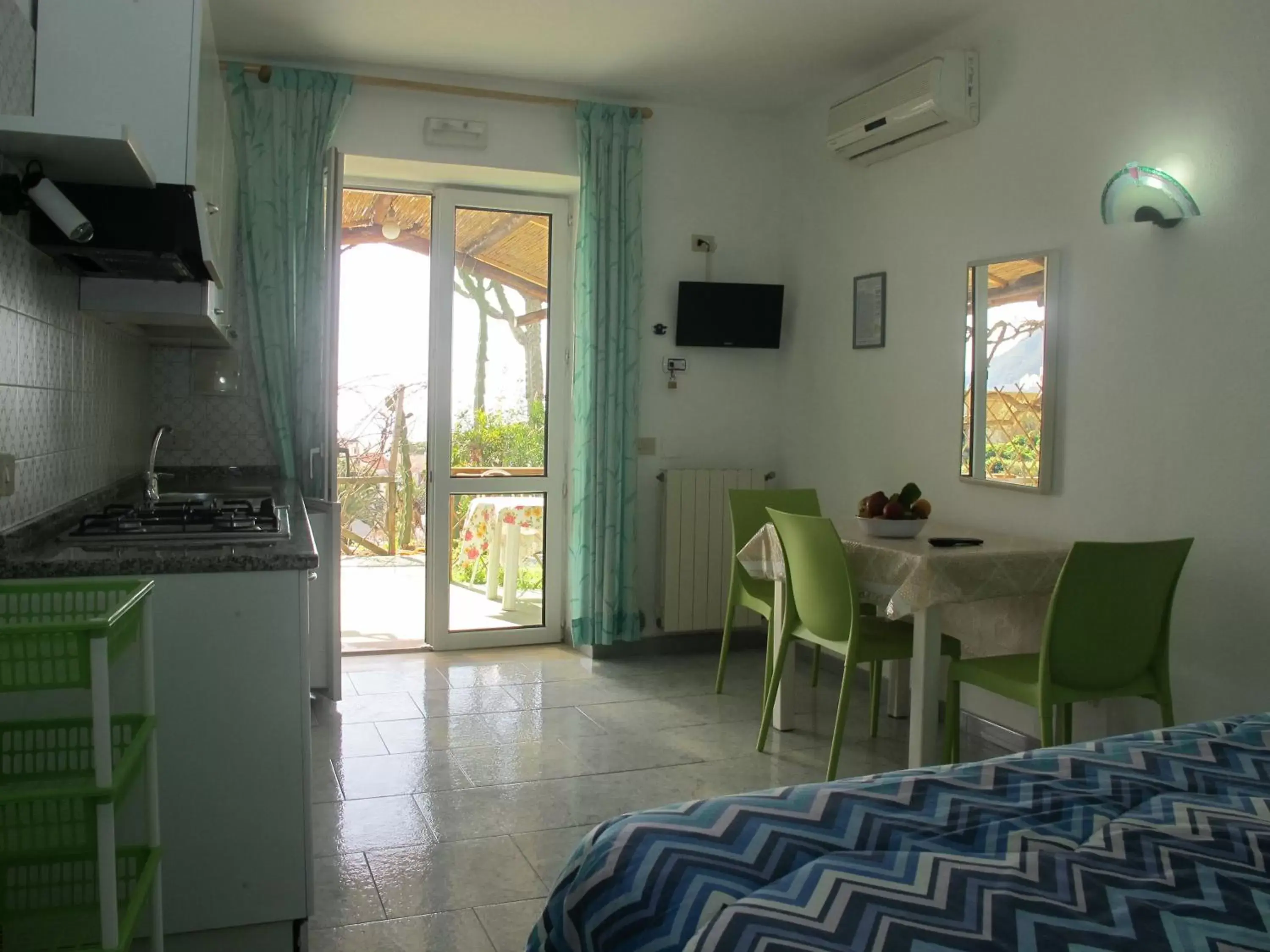 Kitchen or kitchenette in Aparthotel Villa Marinù