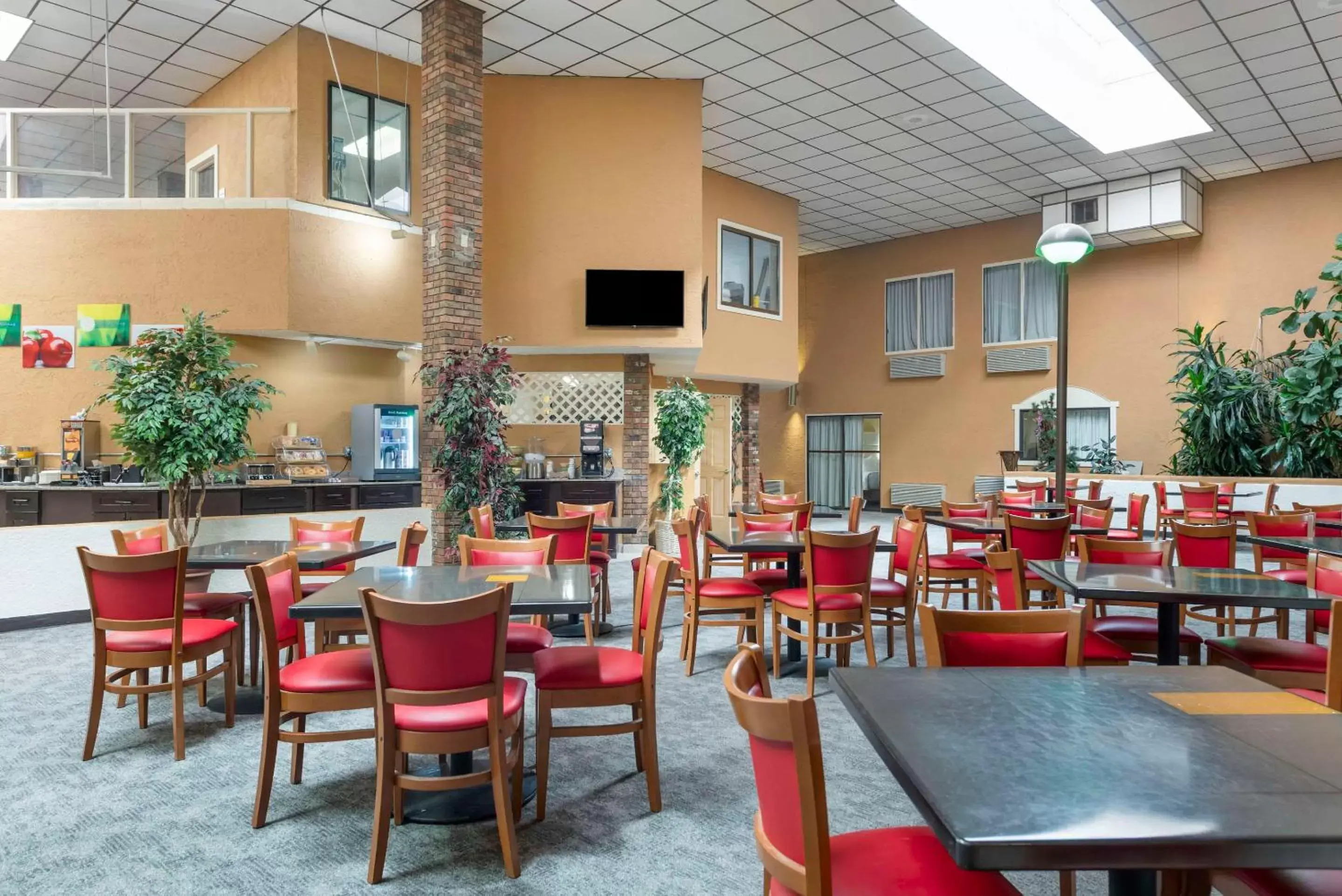Breakfast, Restaurant/Places to Eat in Quality Inn & Suites Alamosa