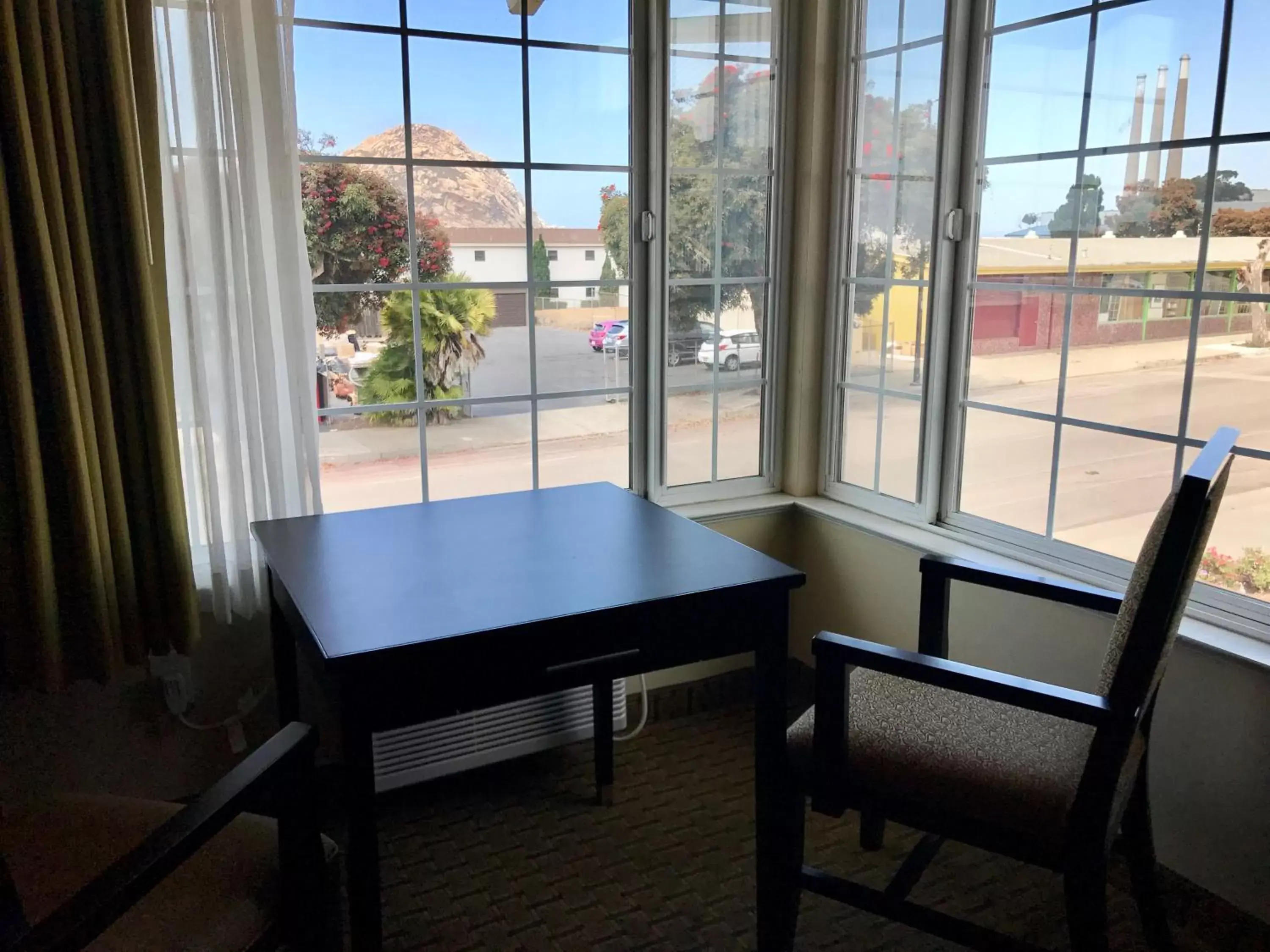 City view in Fireside Inn City view in Fireside Inn