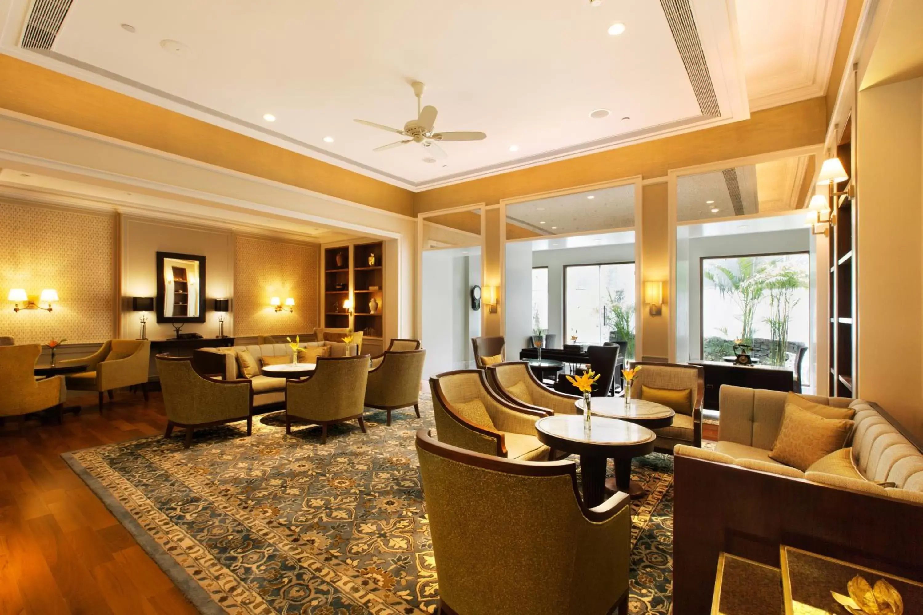 Lounge or bar in Taj Connemara, Chennai Lounge or bar in Taj Connemara, Chennai