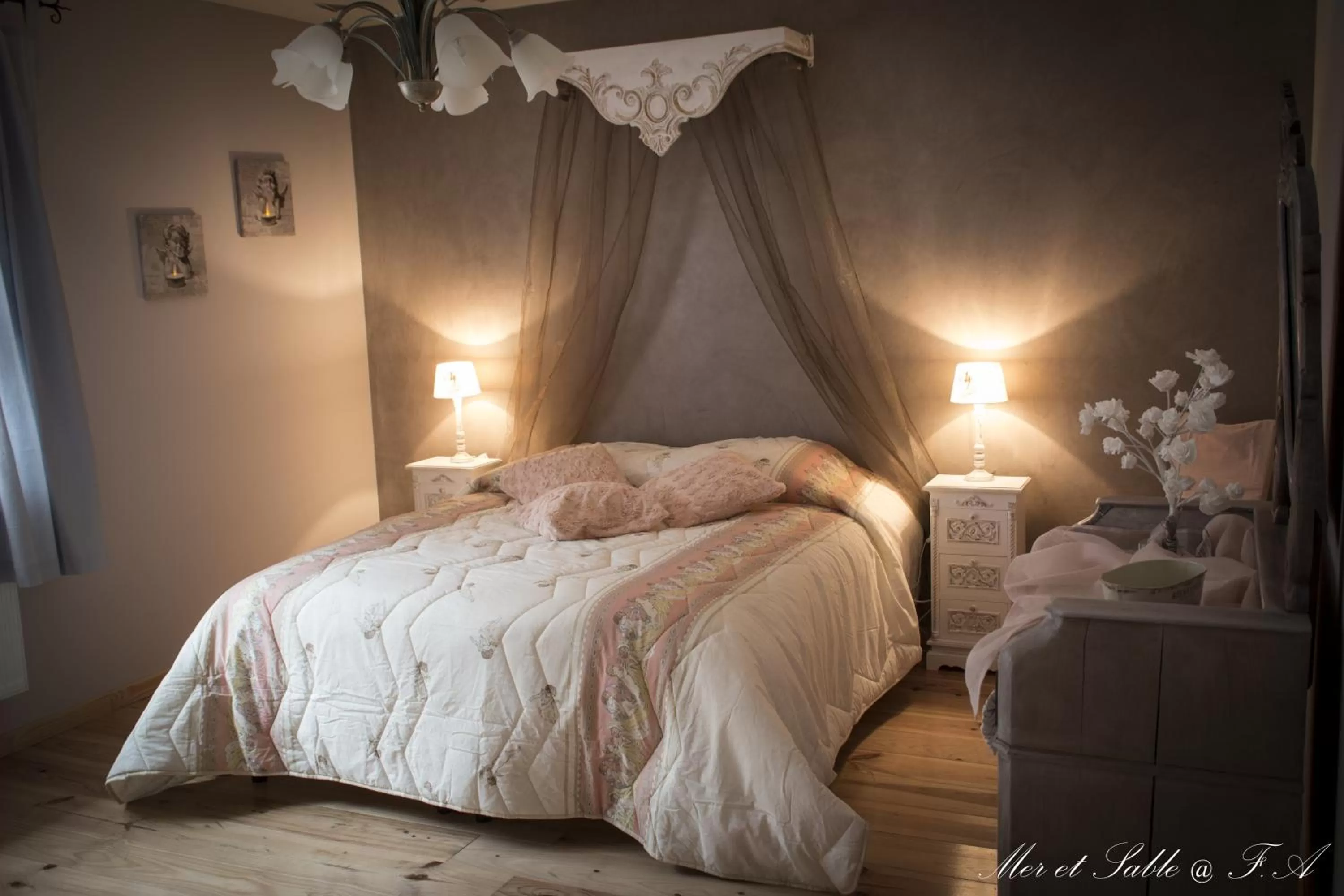 Bedroom, Bed in Mer et Sable B&B