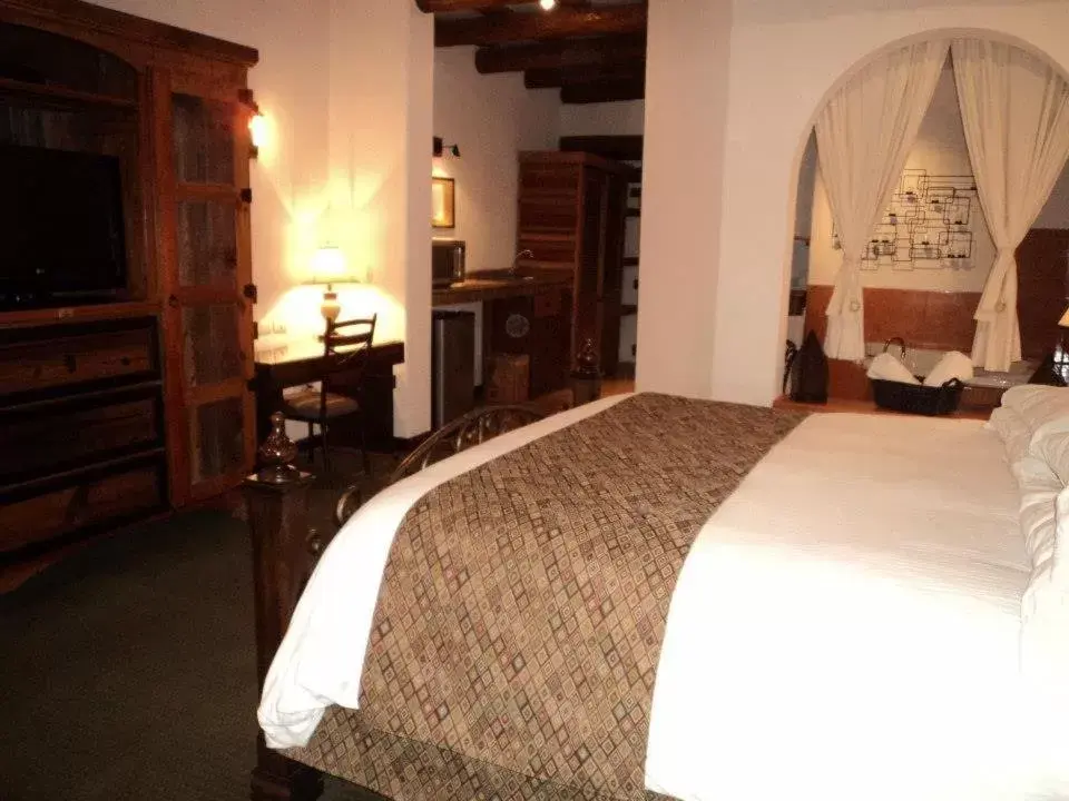 Photo of the whole room, Bed in Hotel Quinta Mision